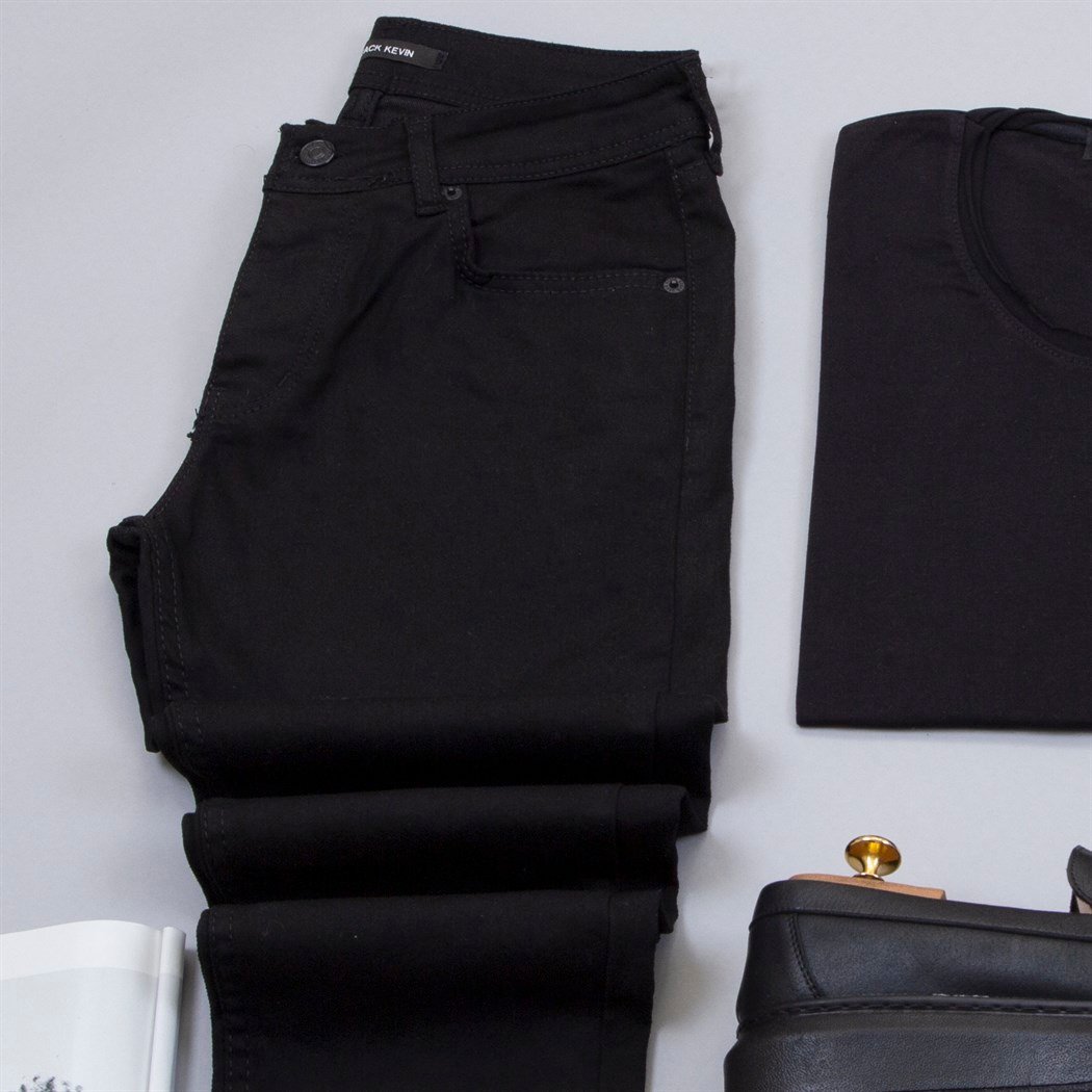 Gri Kaşe Ceket Tişört Pantolon Ayakkabı Kombin