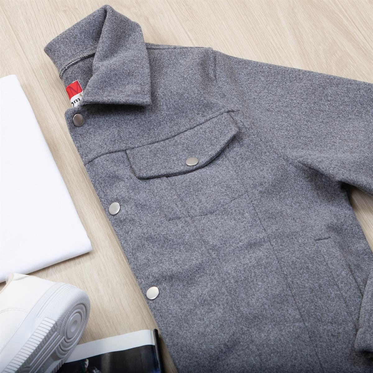 Gri Kaşe Ceket Tişört Pantolon Ayakkabı Kombin