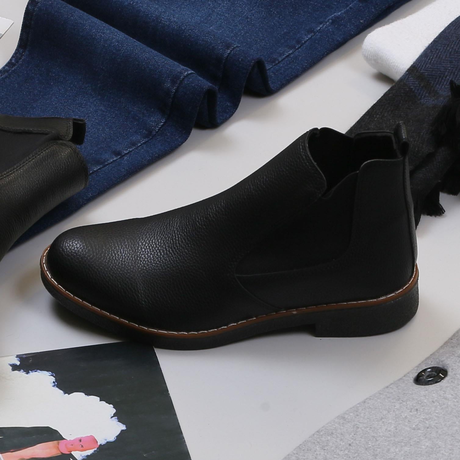 Gri Kaşe Kaban Boğazlı Body Pantolon Bot Kombin