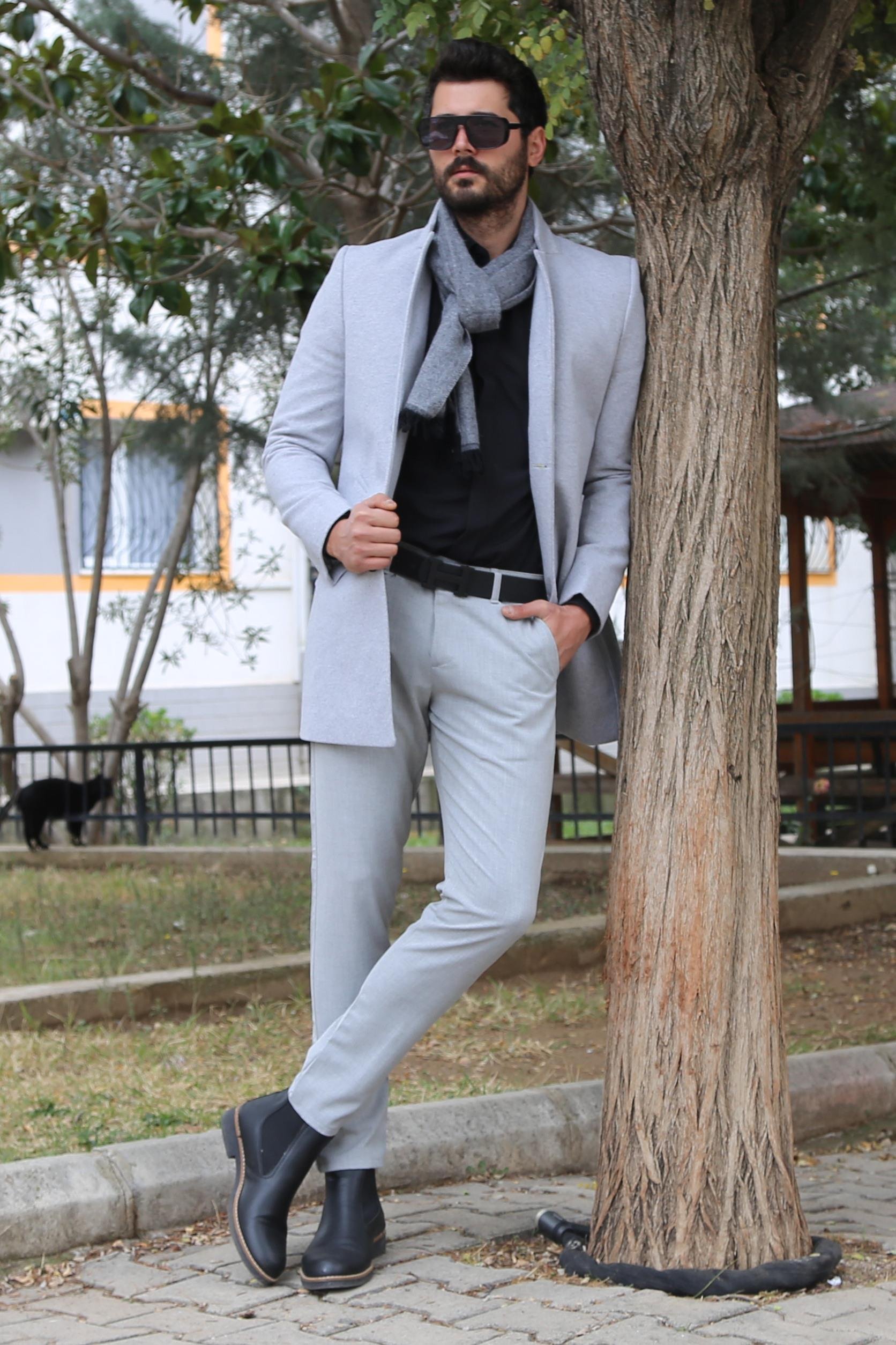 Gri Kaşe Kaban Kombini