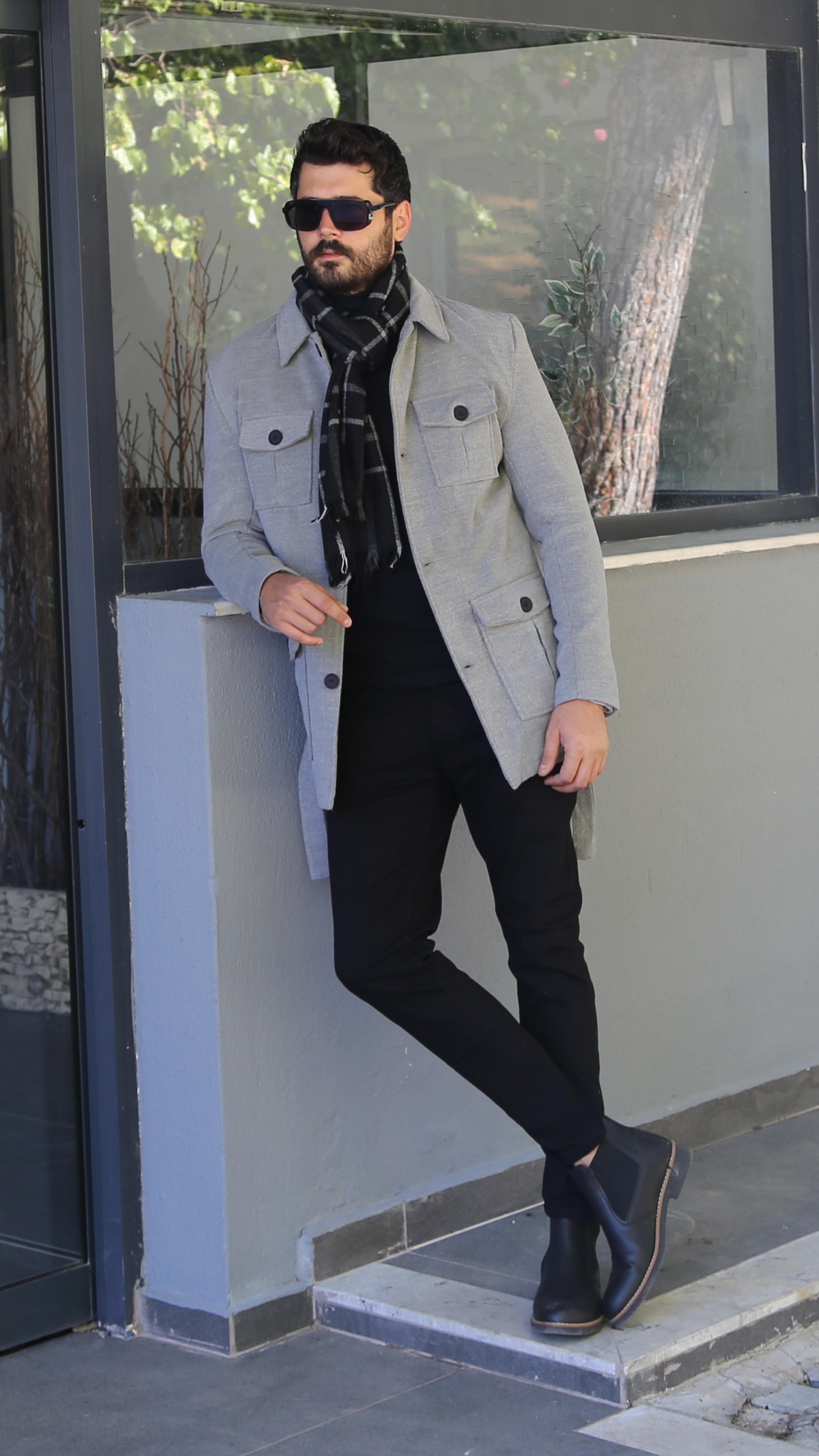 Gri Kemerli Kaşe Kaban Kombini