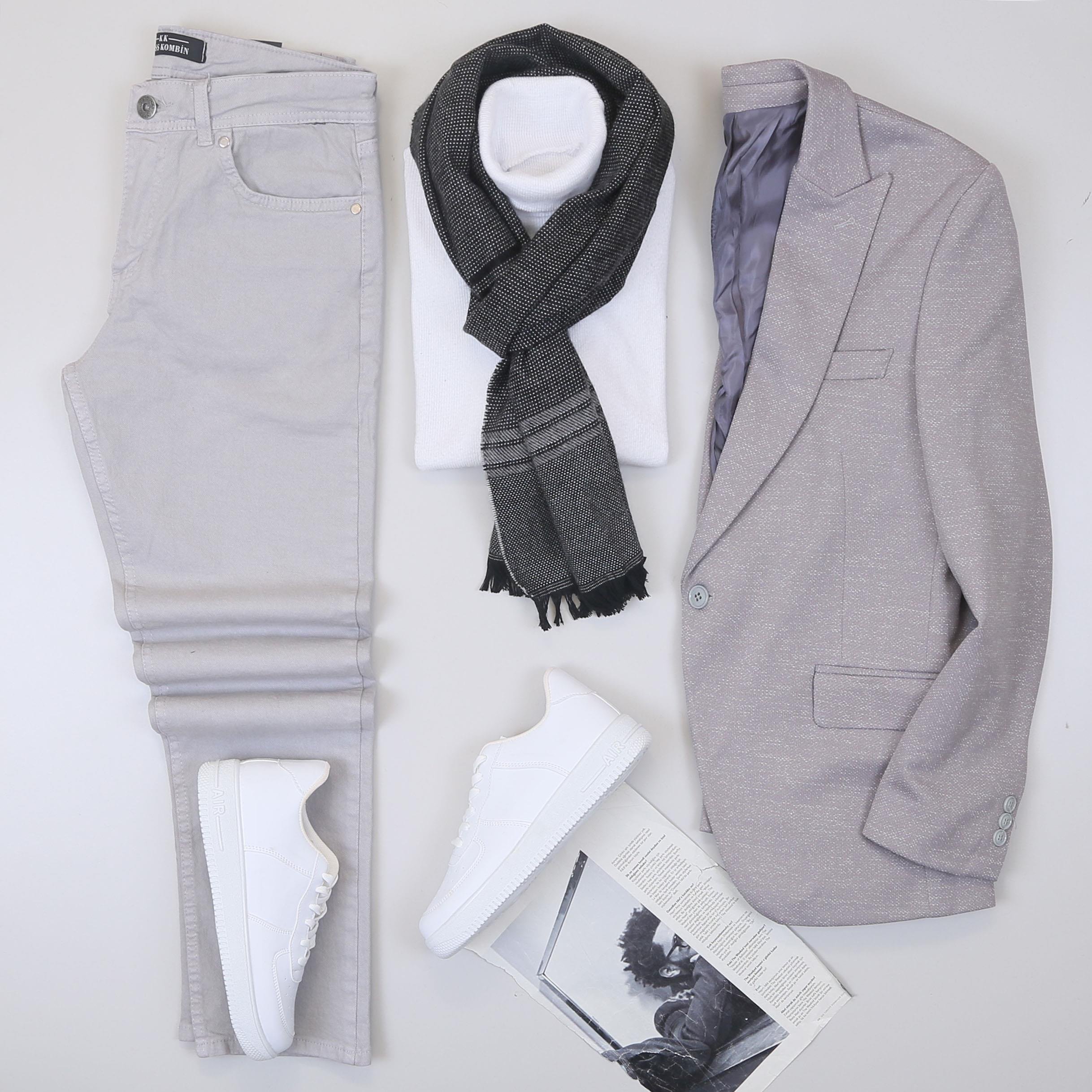 Gri Kırçıllı Blazer Ceket Boğazlı Body Pantolon Atkı Ayakkabı Kombin