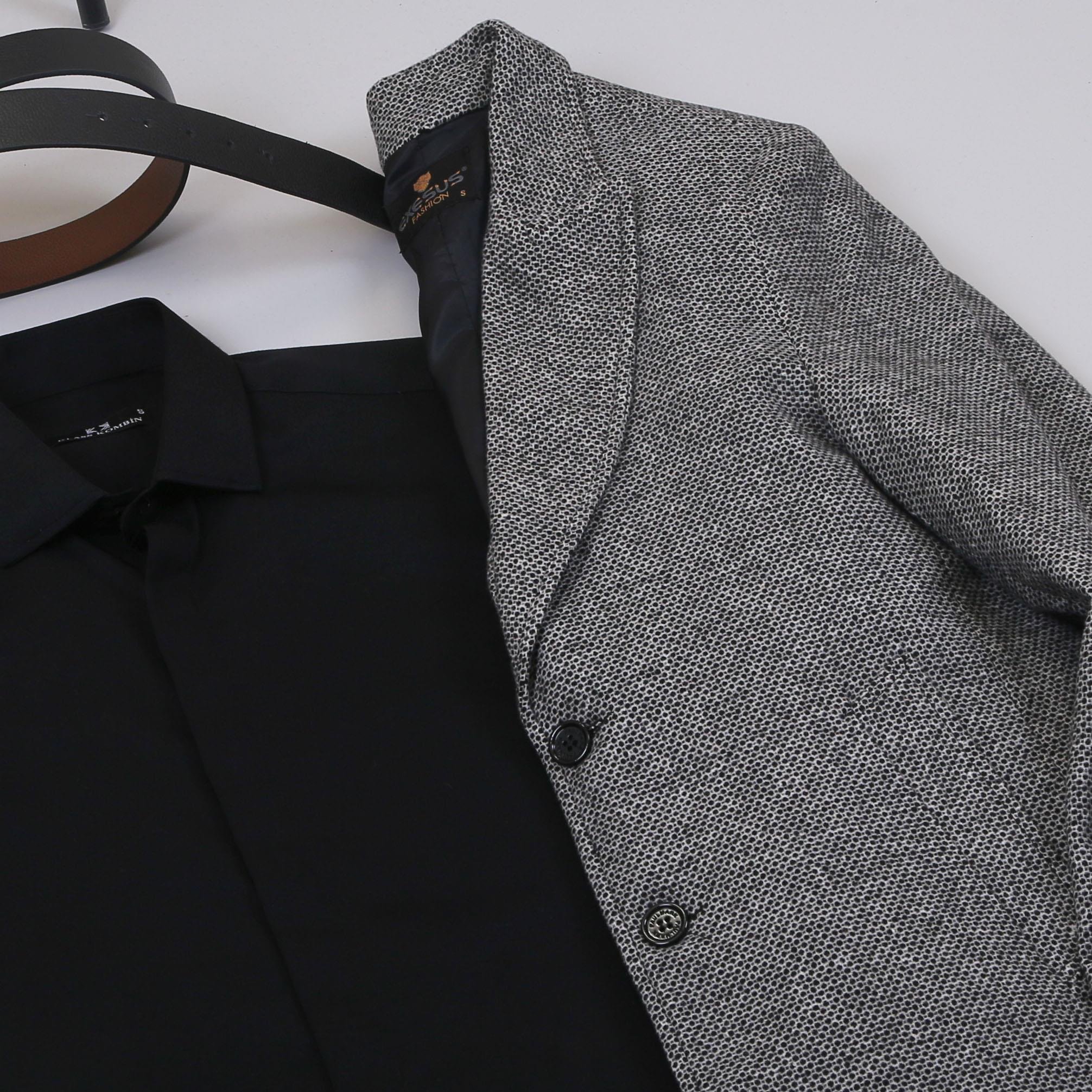 Gri Kırçıllı Kaban Gömlek Pantolon Ayakkabı Kombin