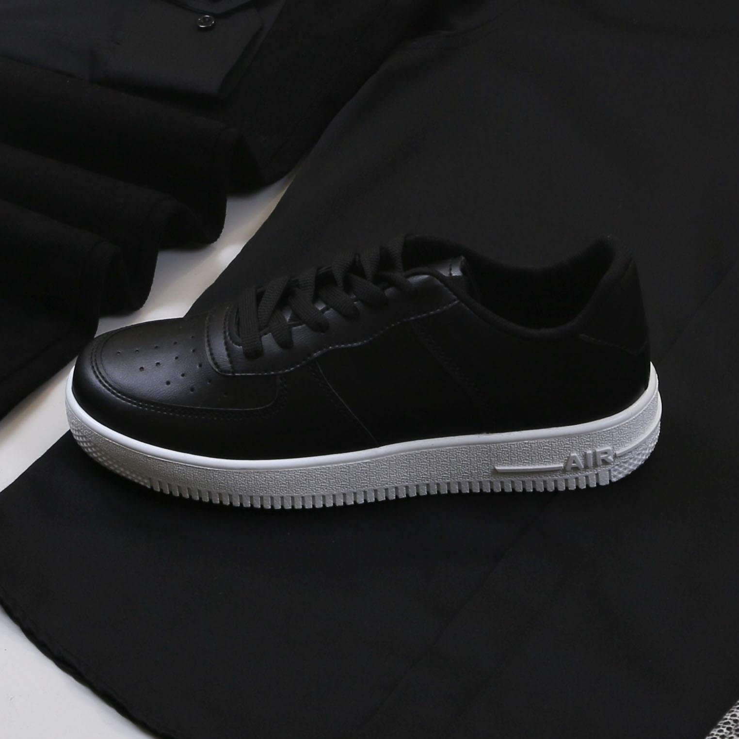 Gri Kırçıllı Kaban Gömlek Pantolon Ayakkabı Kombin