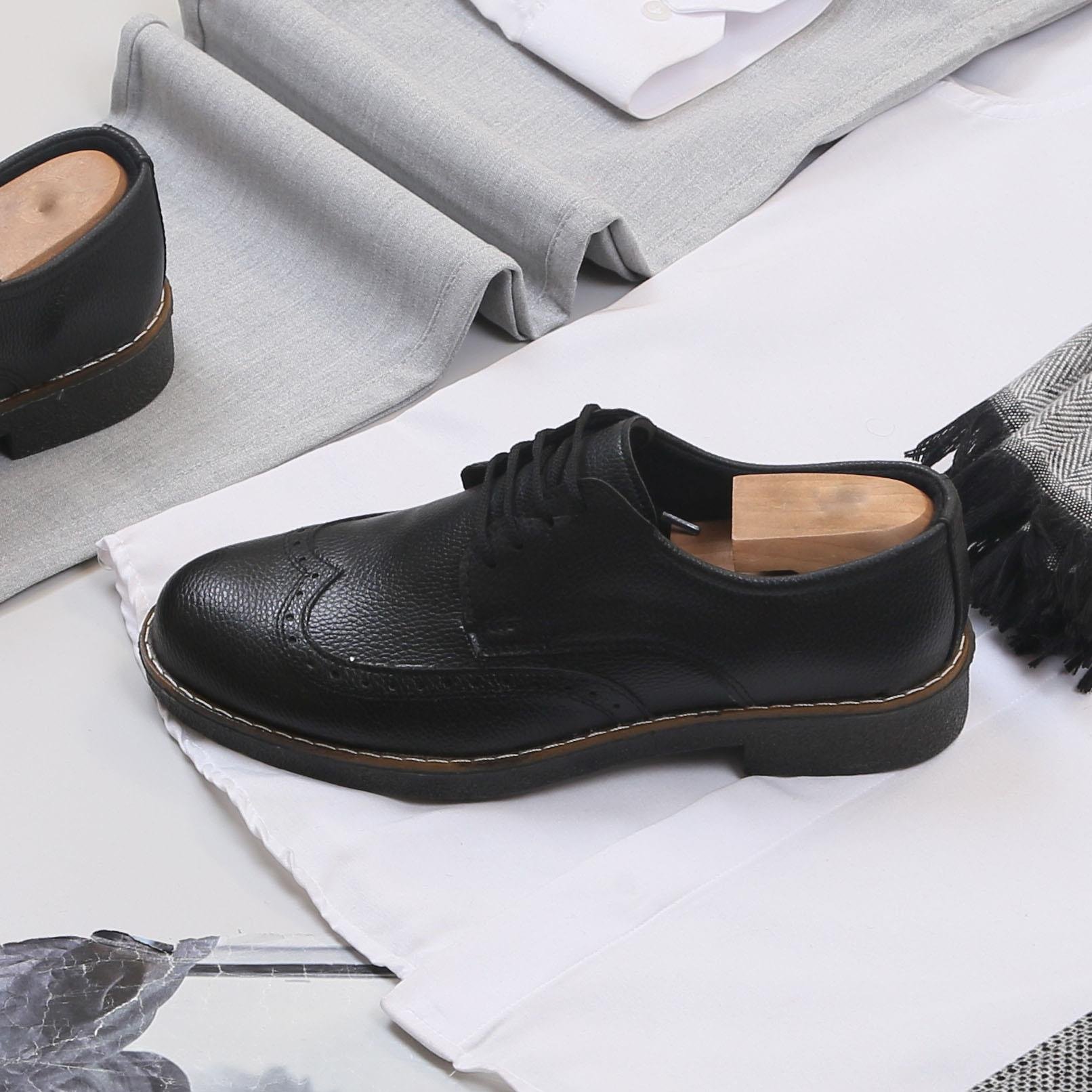 Gri Kırçıllı Kaban Gömlek Pantolon Ayakkabı Kombin