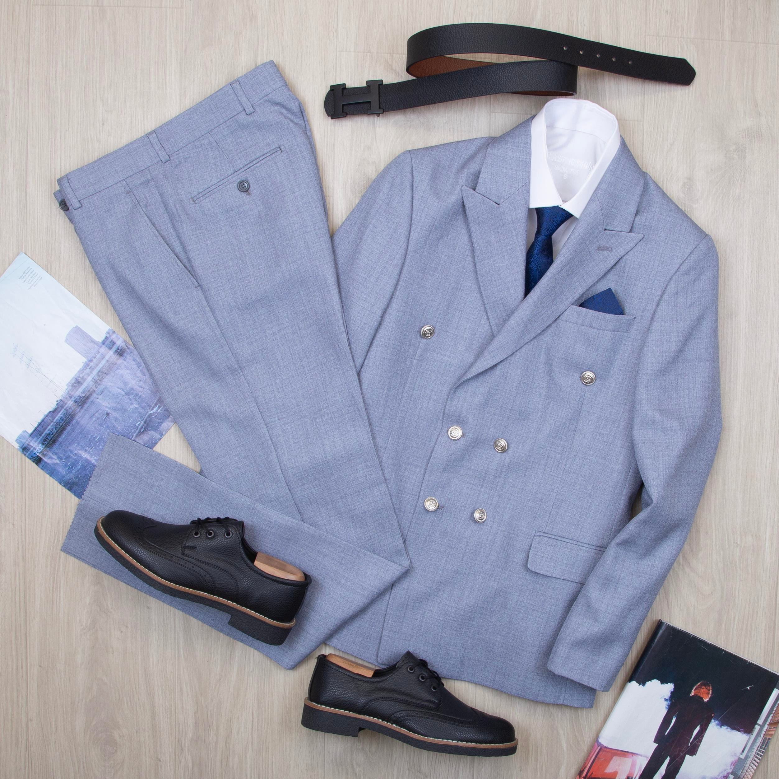 Gri Kruvaze Takım Elbise Kombini