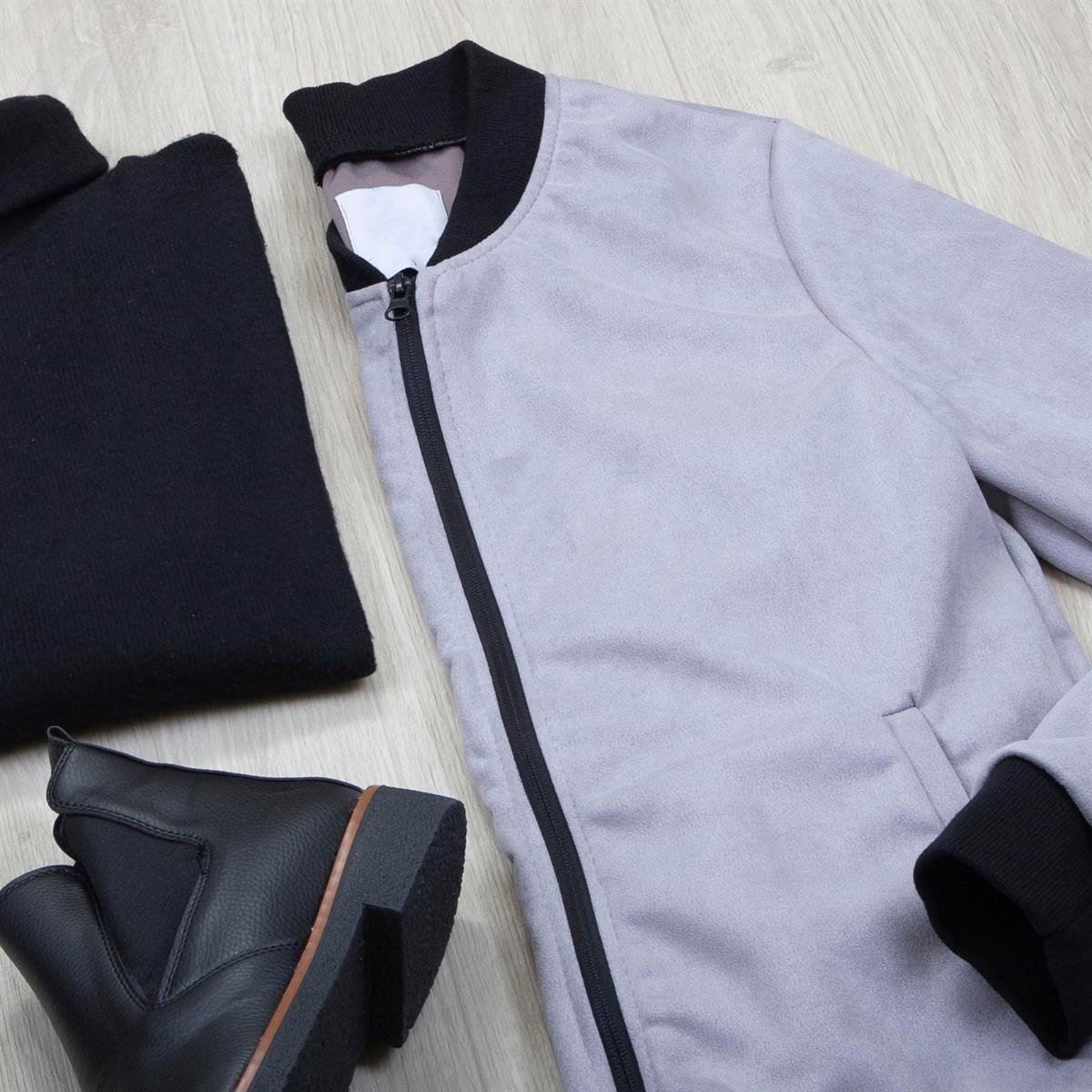 Gri Nubuk Ceket Boğazlı Body Pantolon Bot Kombin