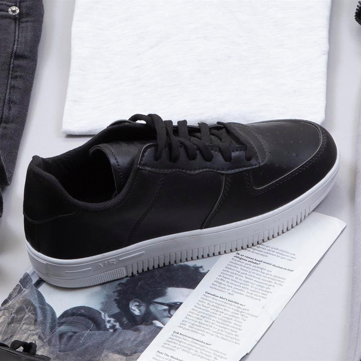 Gri Nubuk Ceket Tişört Pantolon Ayakkabı Kombin