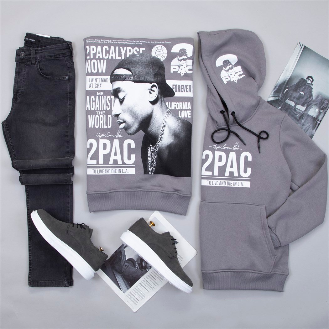 Gri Ön Ve Arka Baskılı Kapşonlu Sweat Pantolon Ayakkabı Kombin