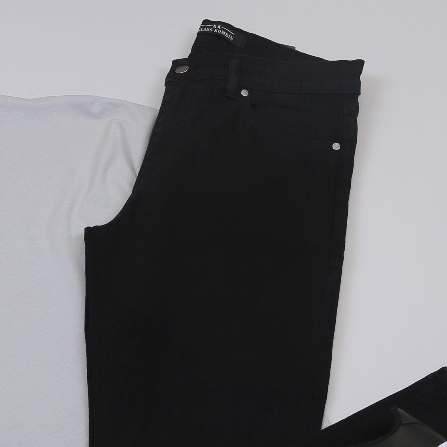 Gri Oversize Tişört Pantolon Ayakkabı Kombin