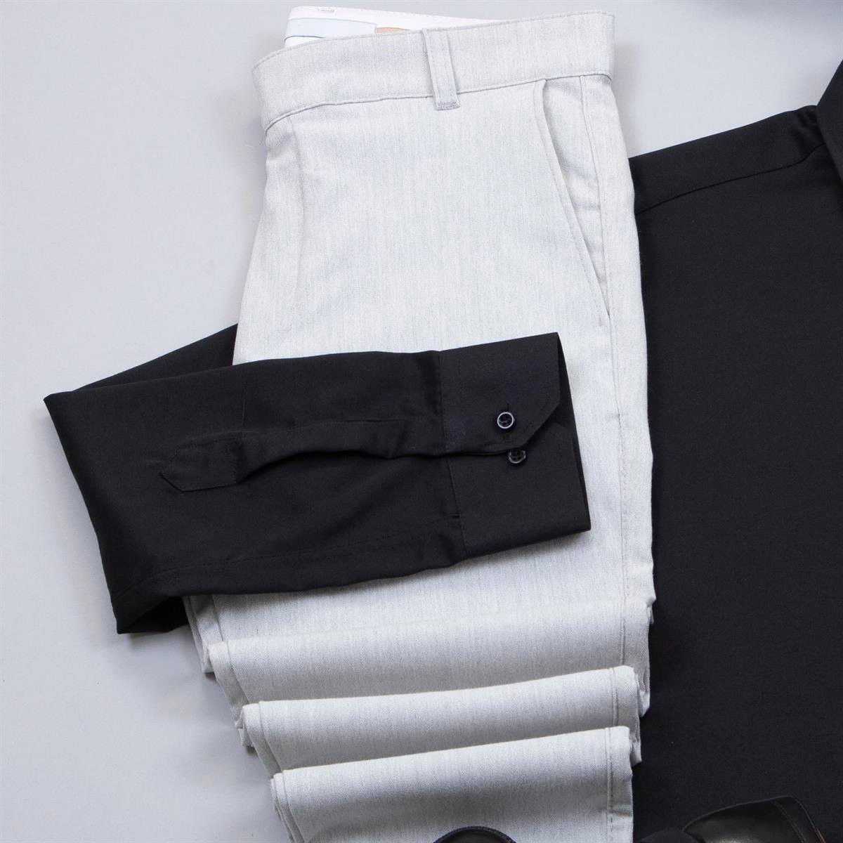 Gri Pantolon Siyah Gömlek Ayakkabı Kombin