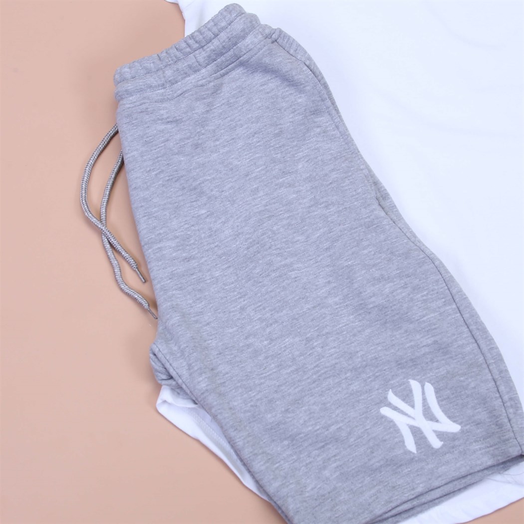 Gri Sort Basic Tshirt kombini