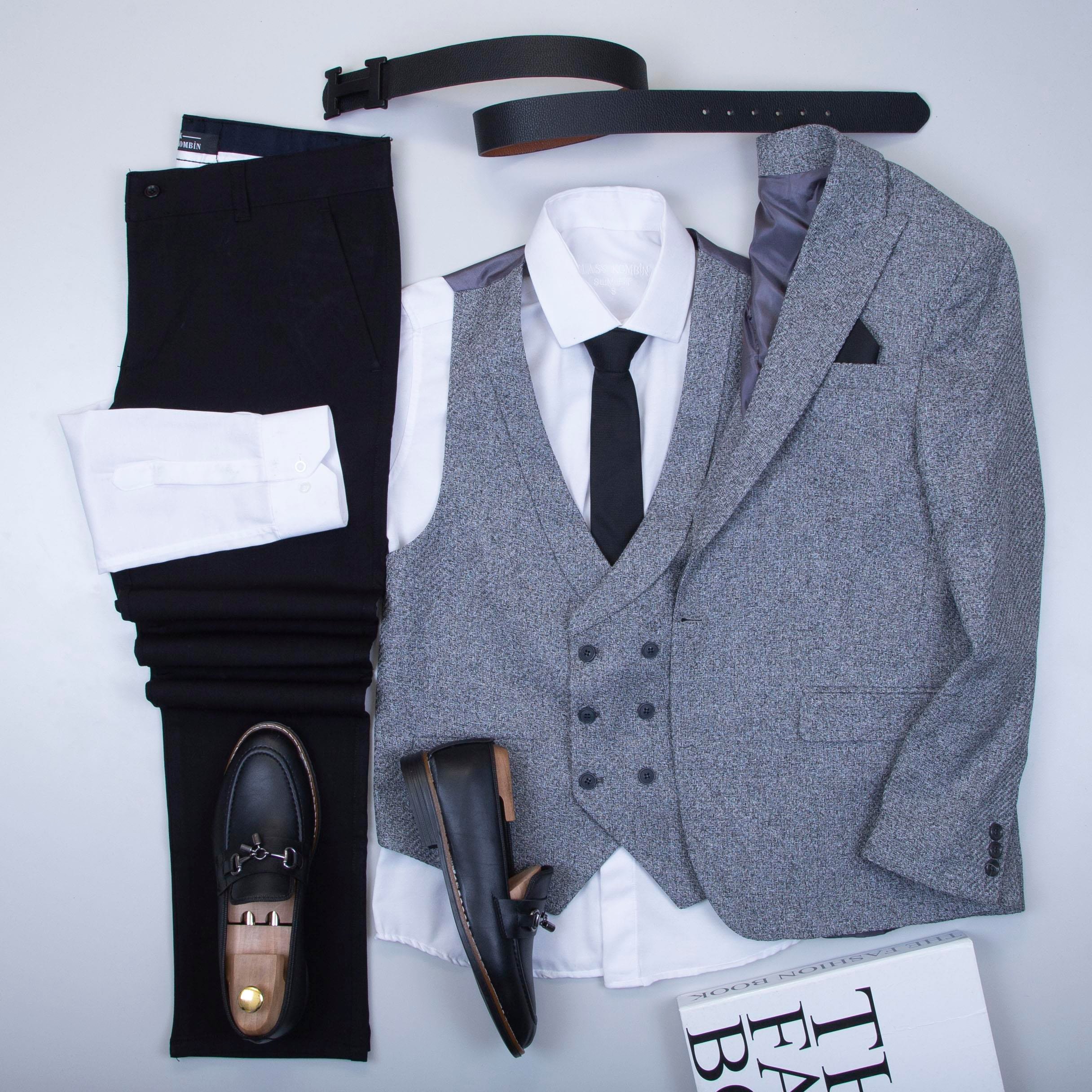 Gri Takım Elbise Kombini