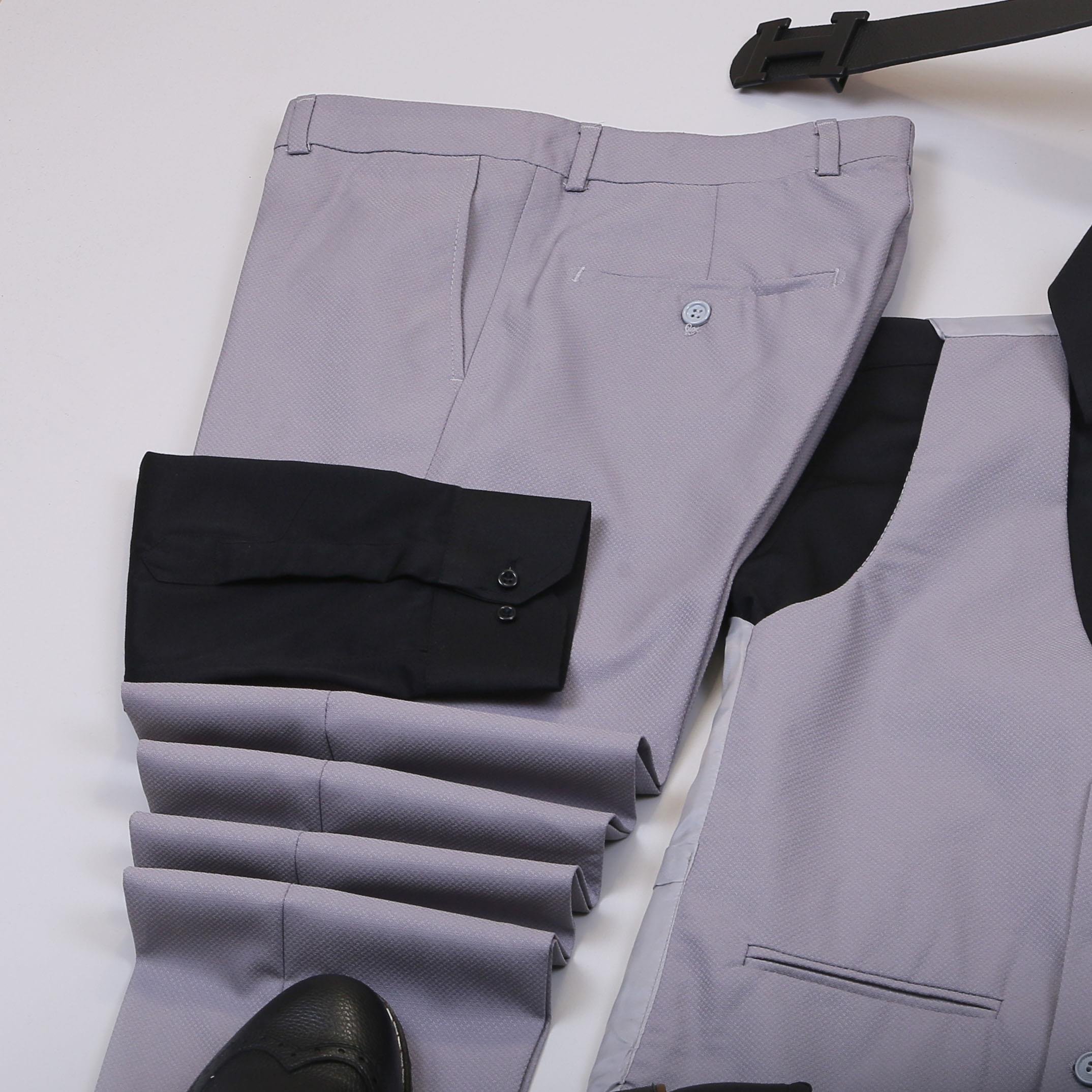 Gri Takım Elbise Kombini