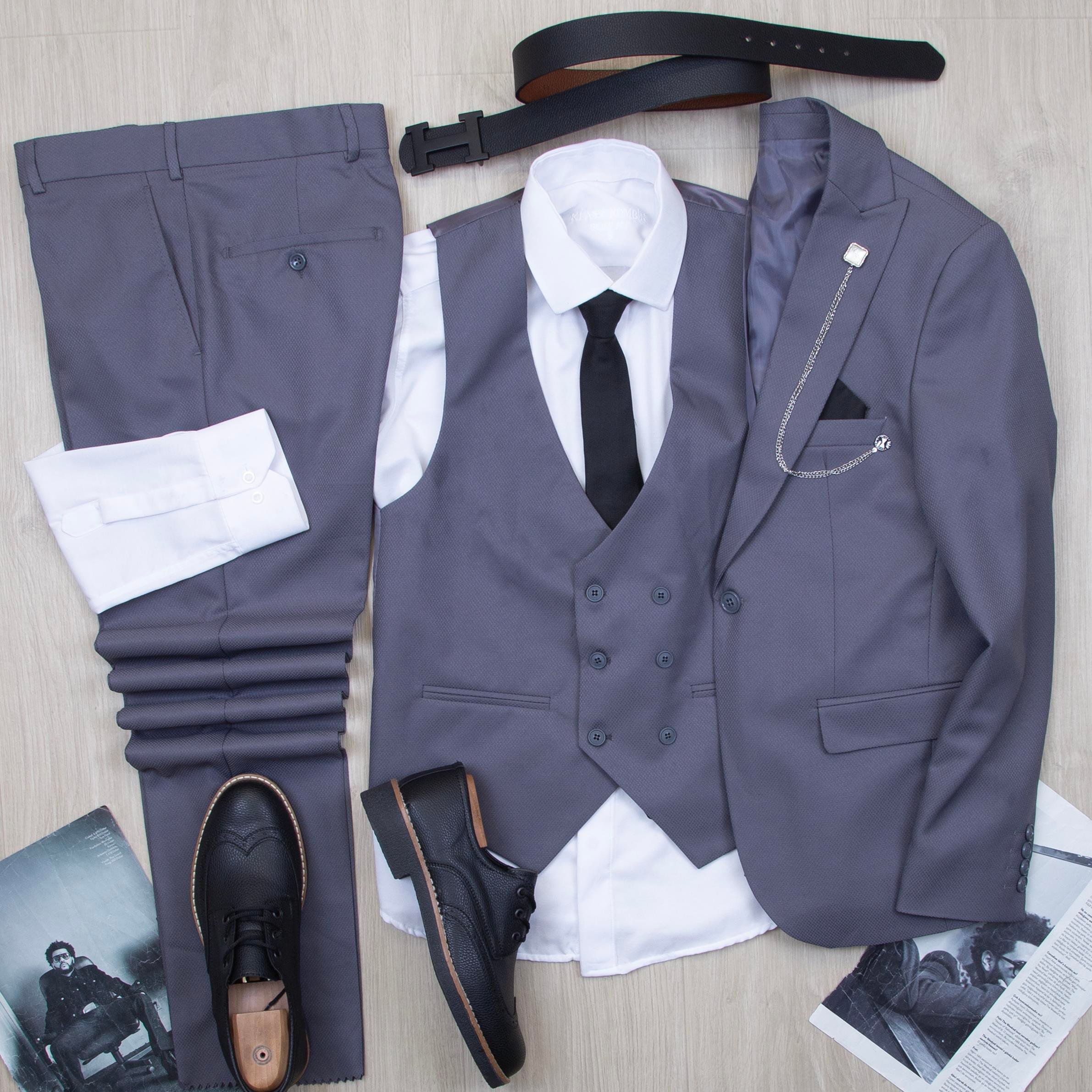 Gri Takım Elbise Kombini