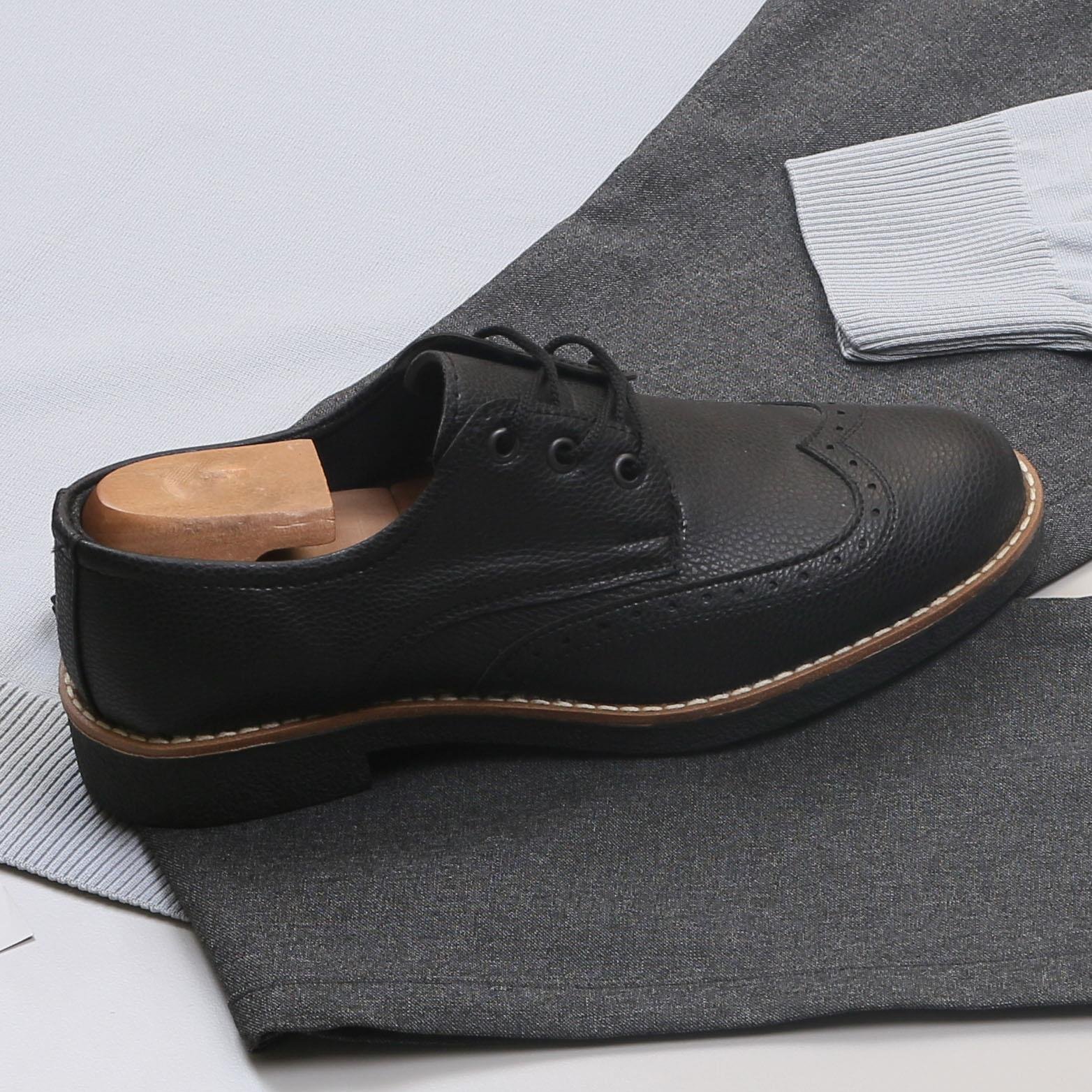 Gri Triko Polo Yaka Pantolon Ayakkabı Kombin