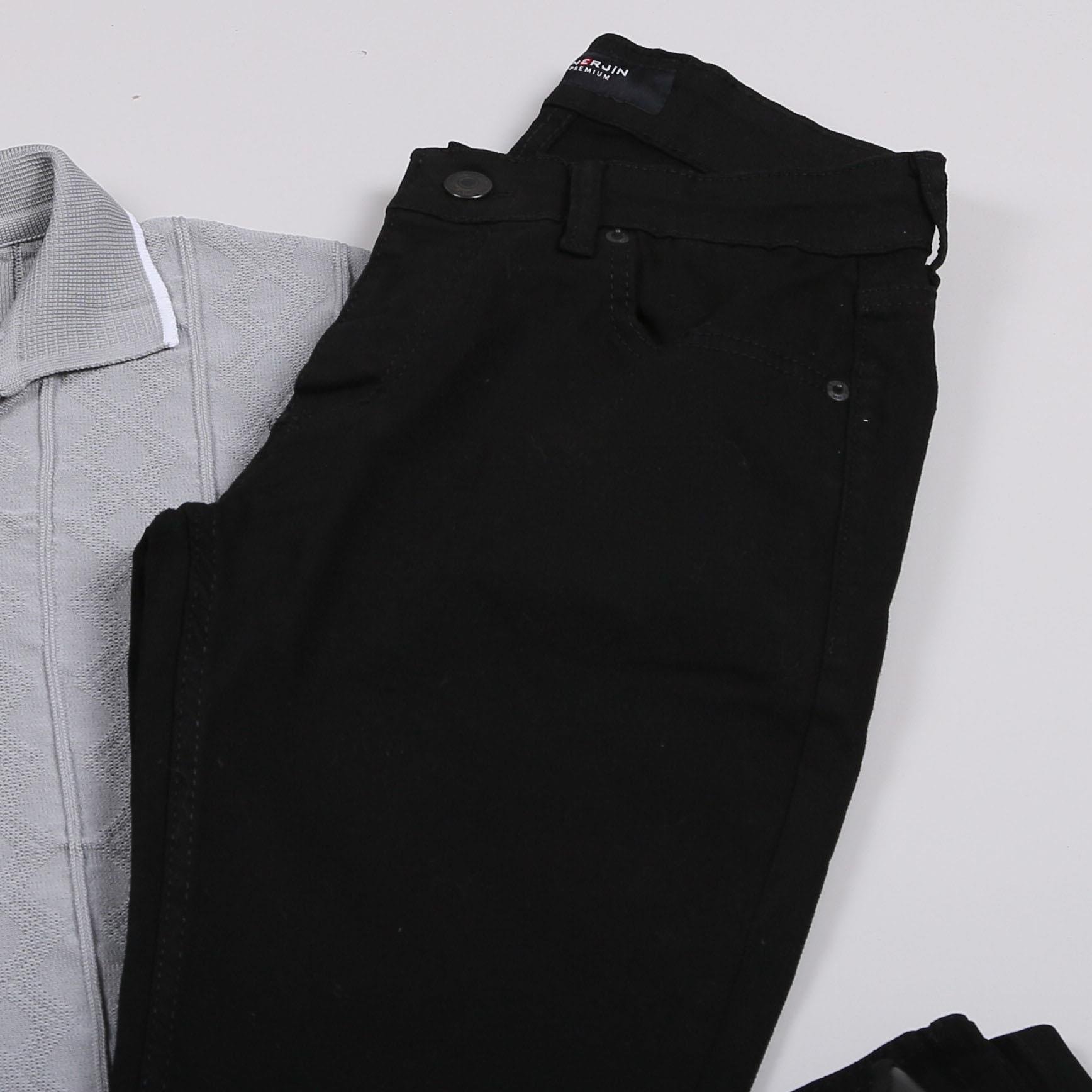 Gri Triko Polo Yaka Tişört Pantolon Ayakkabı Kombin