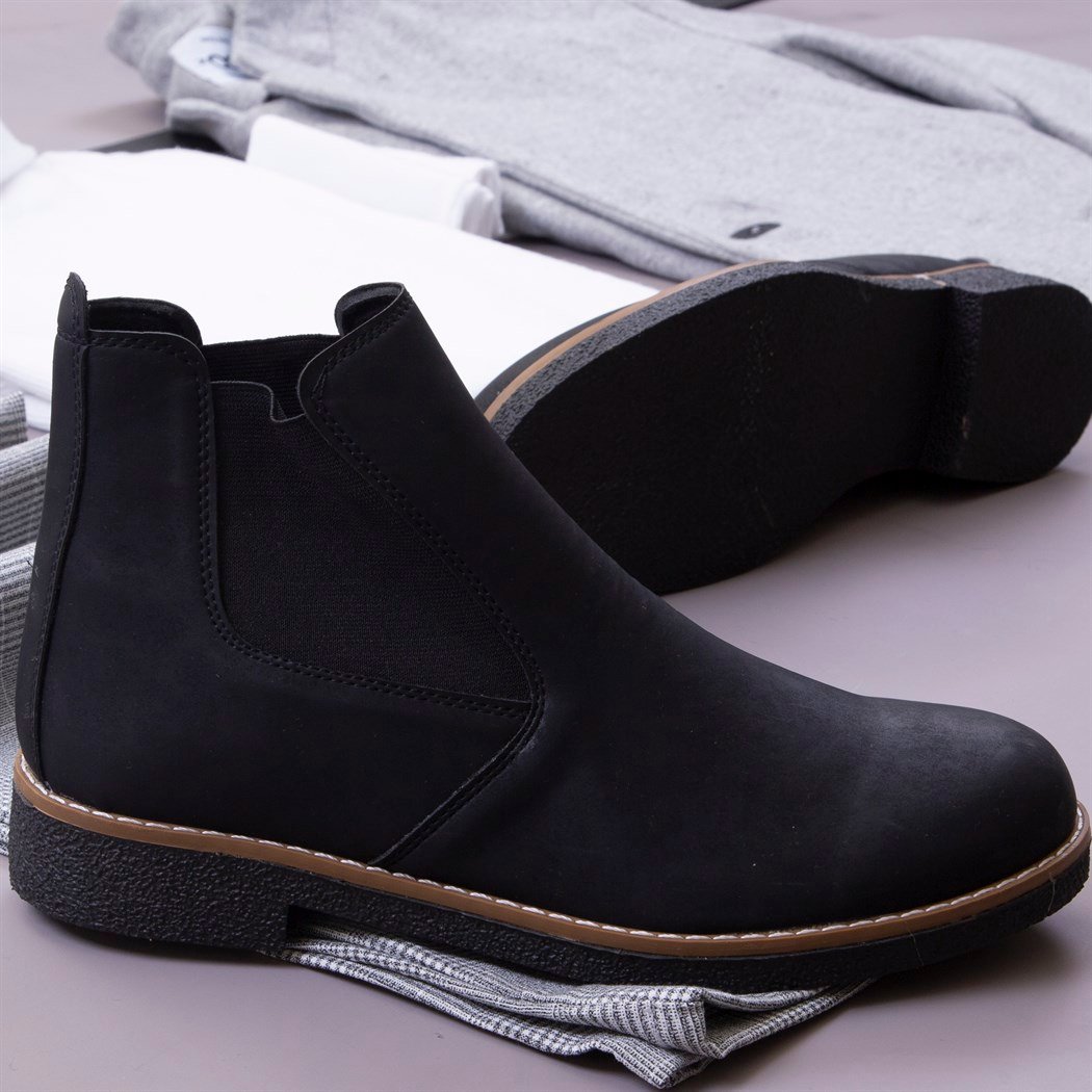 Gri Uzun Kaşe Kaban Kazak Pantolon Bot Kombin