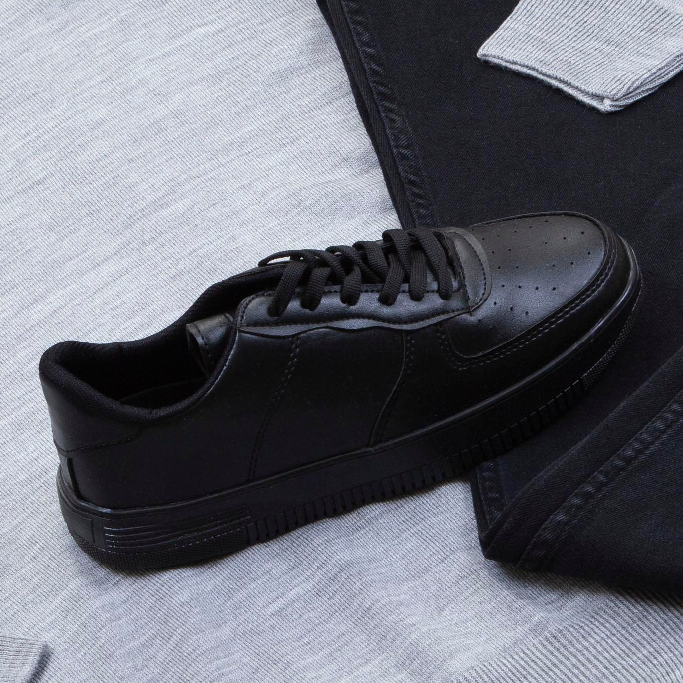 Gri Yarım Balıkçı Kazak Pantolon Ayakkabı Kombin