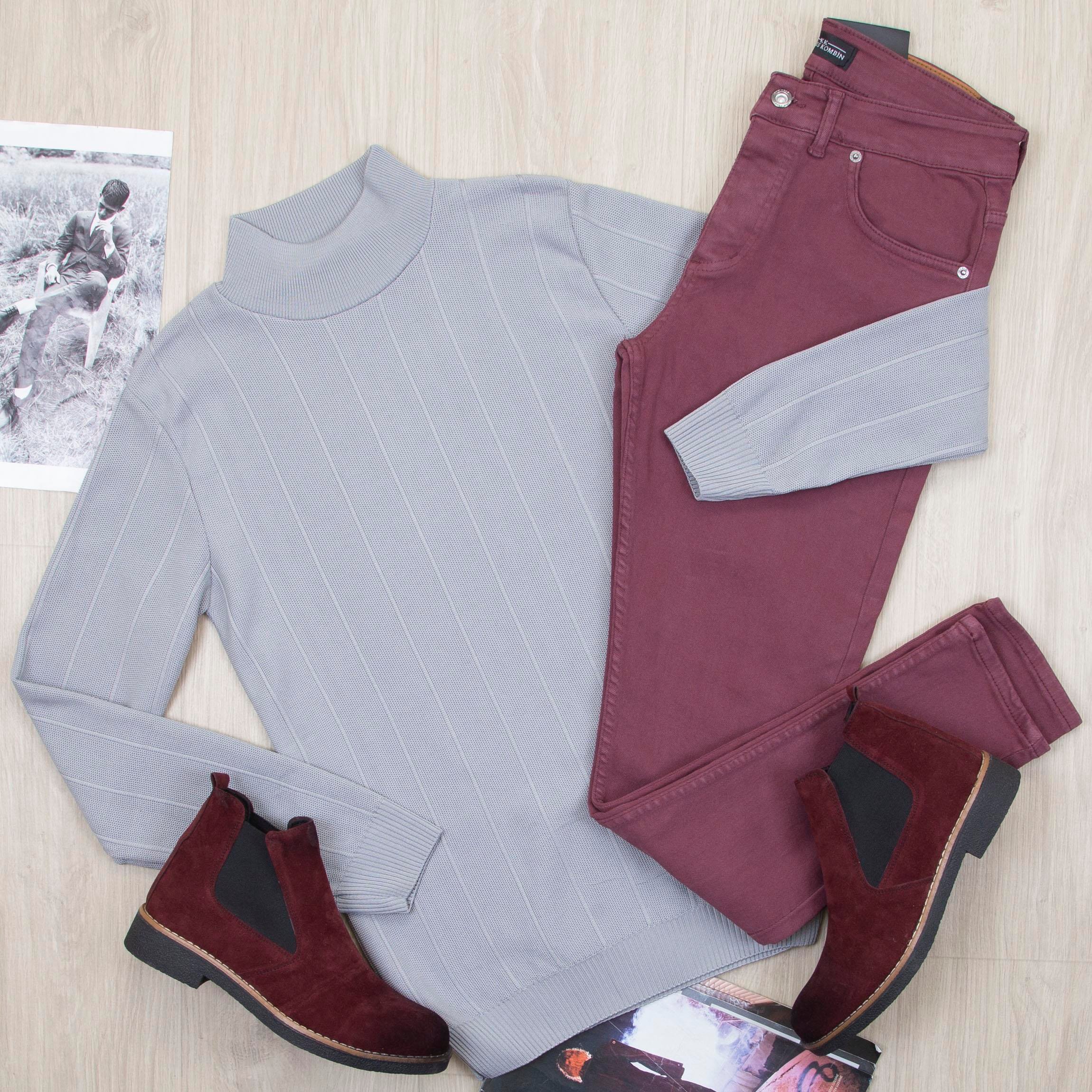 Gri Yarım Balıkçı Triko Kazak Pantolon Bot Kombin