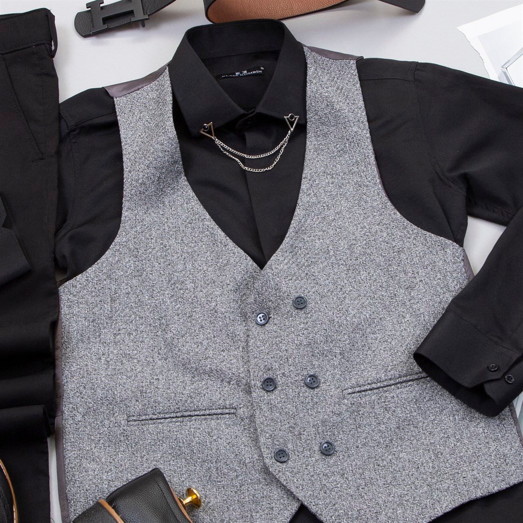 Gri Yelek Gömlek Pantolon Ayakkabı Kombin