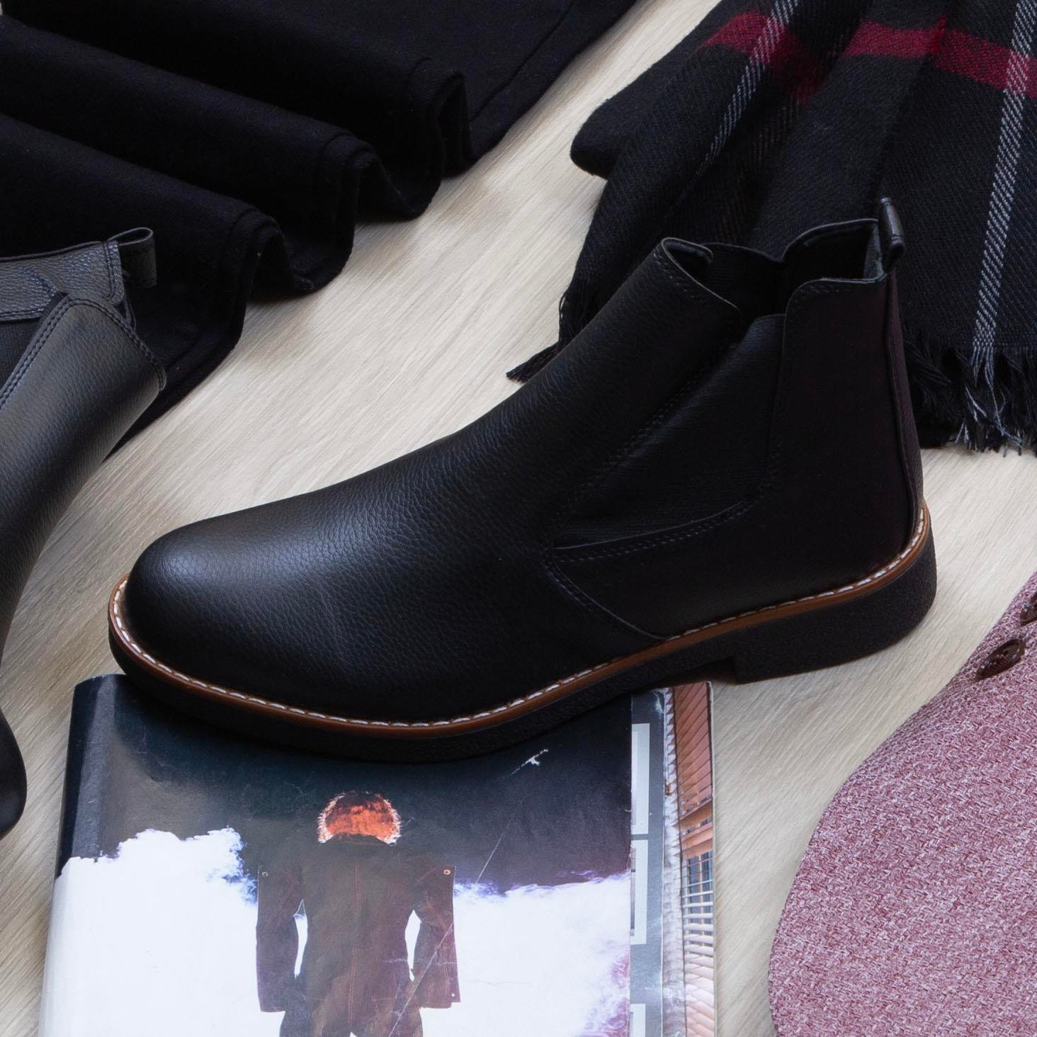 Gül Kurusu Dik Yaka Blazer Ceket Boğazlı Body Pantolon Bot Kombin