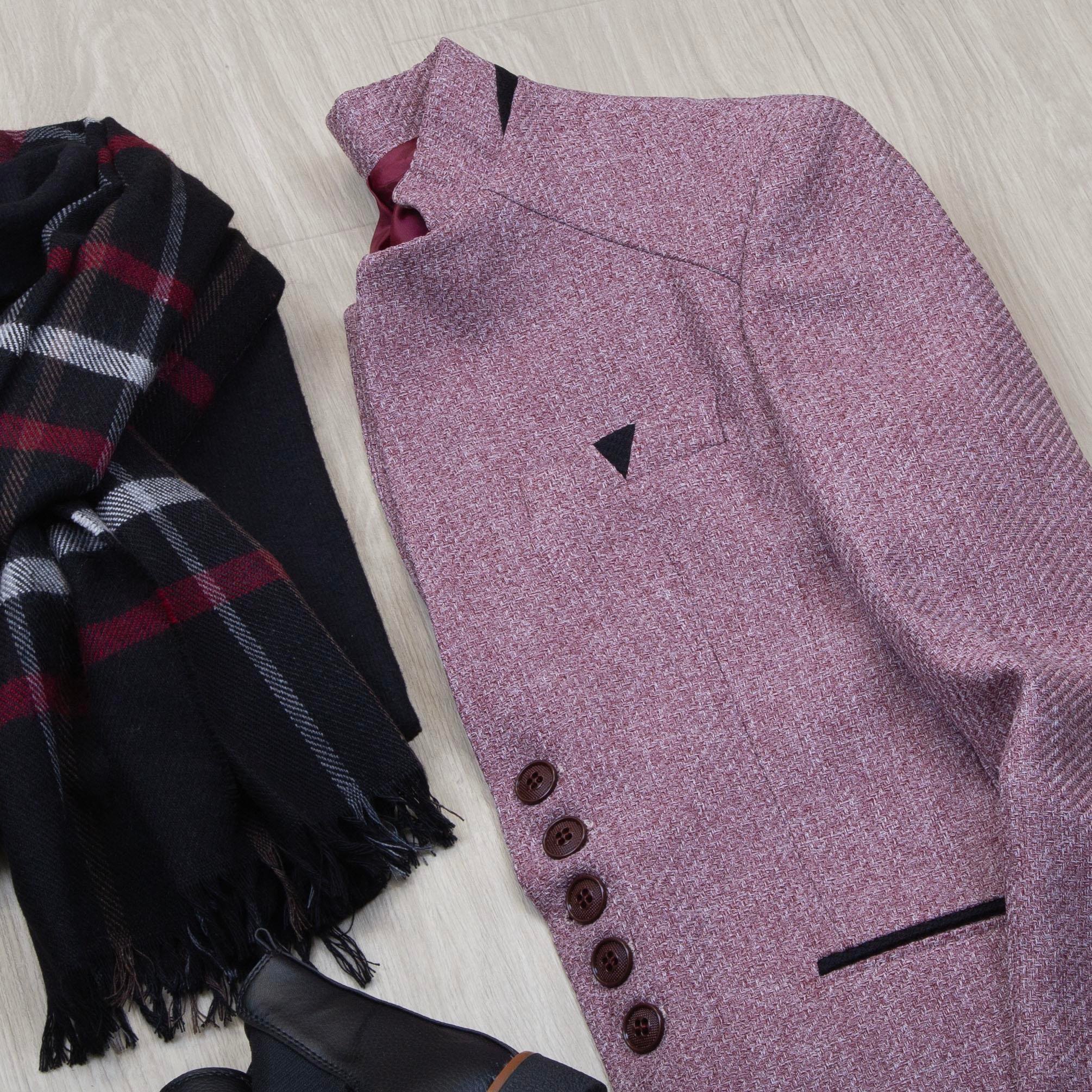 Gül Kurusu Dik Yaka Blazer Ceket Boğazlı Body Pantolon Bot Kombin