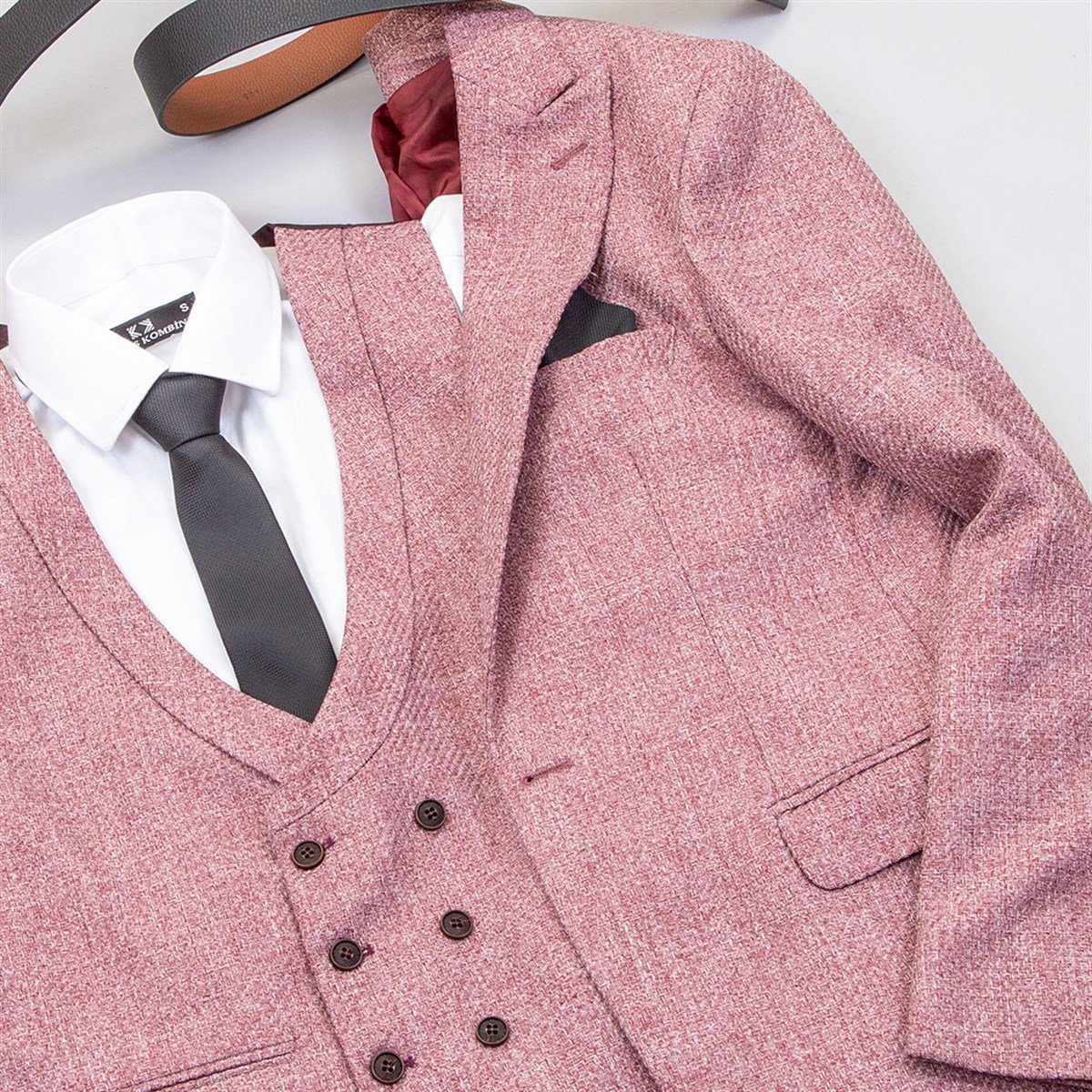 Gül Kurusu Takım Elbise Kombini