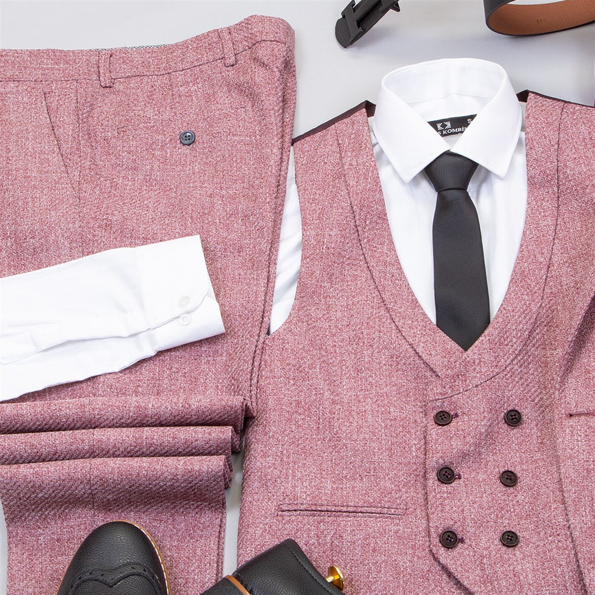 Gül Kurusu Takım Elbise Kombini