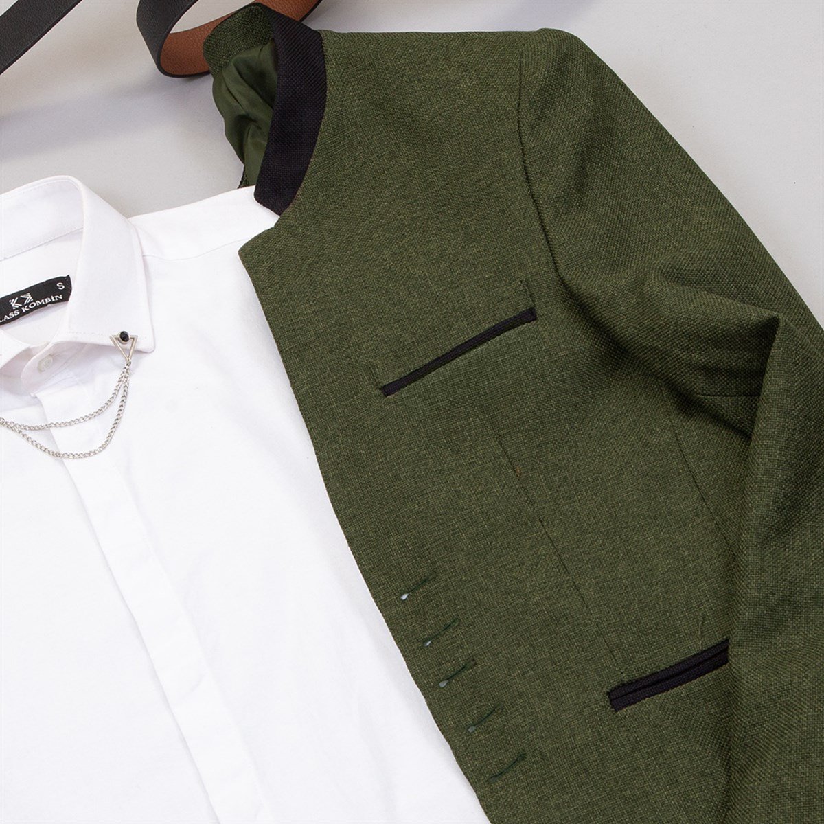 Haki Dik Yaka Blazer Ceket Gömlek Pantolon Ayakkabı Kombin