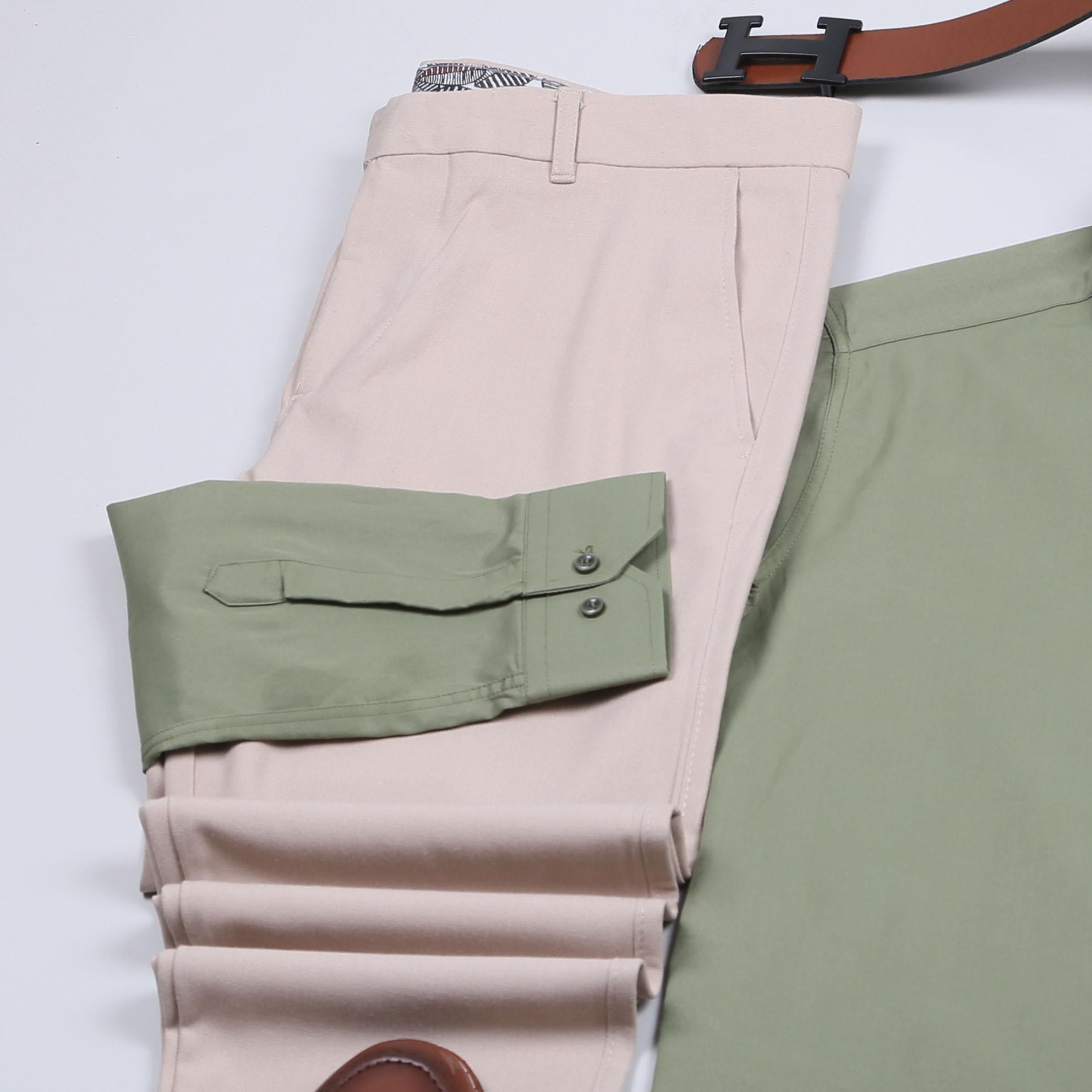 Haki Gömlek Bej Pantolon Ayakkabı Kombin