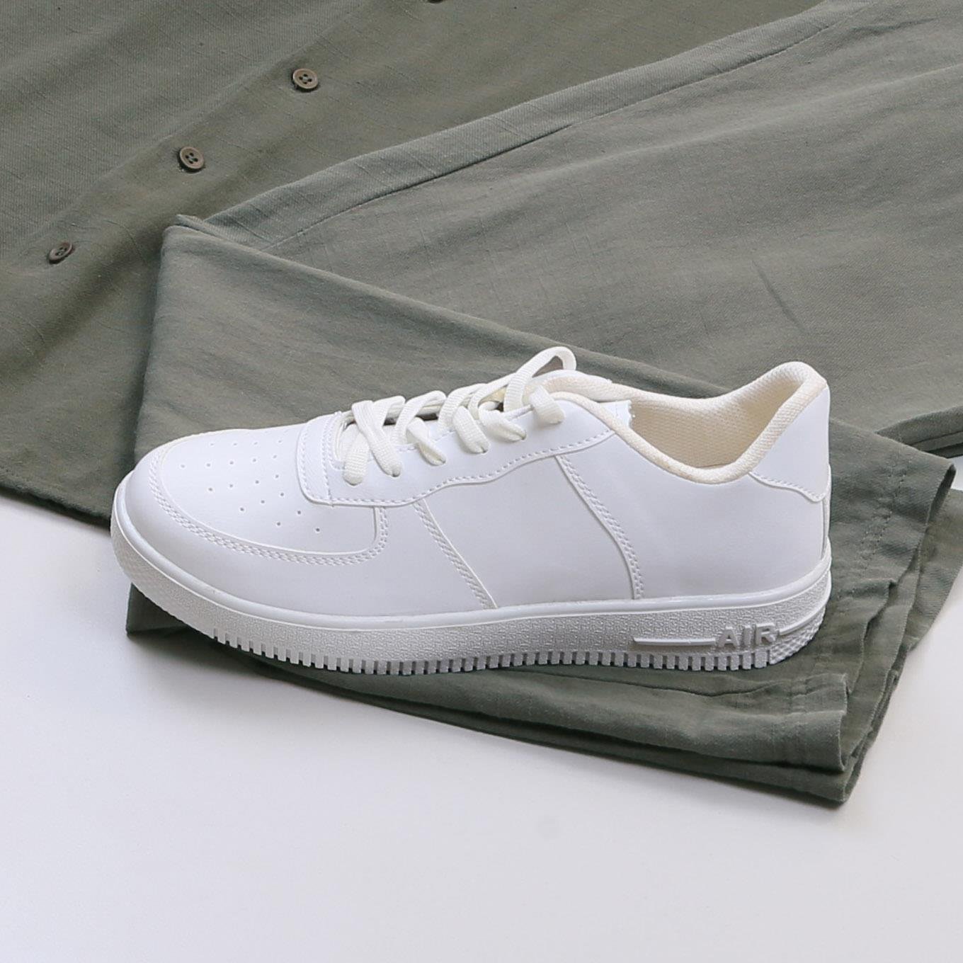 Haki Spor Takım Ayakkabı Kombin