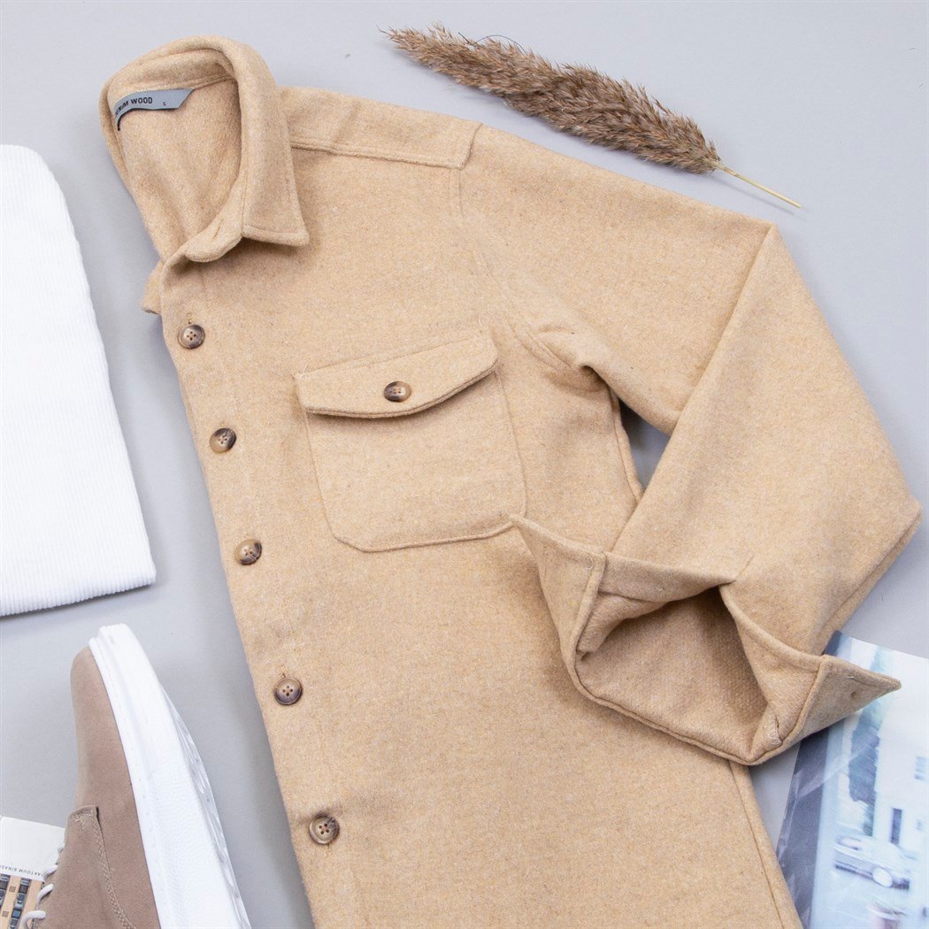 Hardal Kaşe Gömlek Boğazlı Kazak Pantolon Ayakkabı Kombin