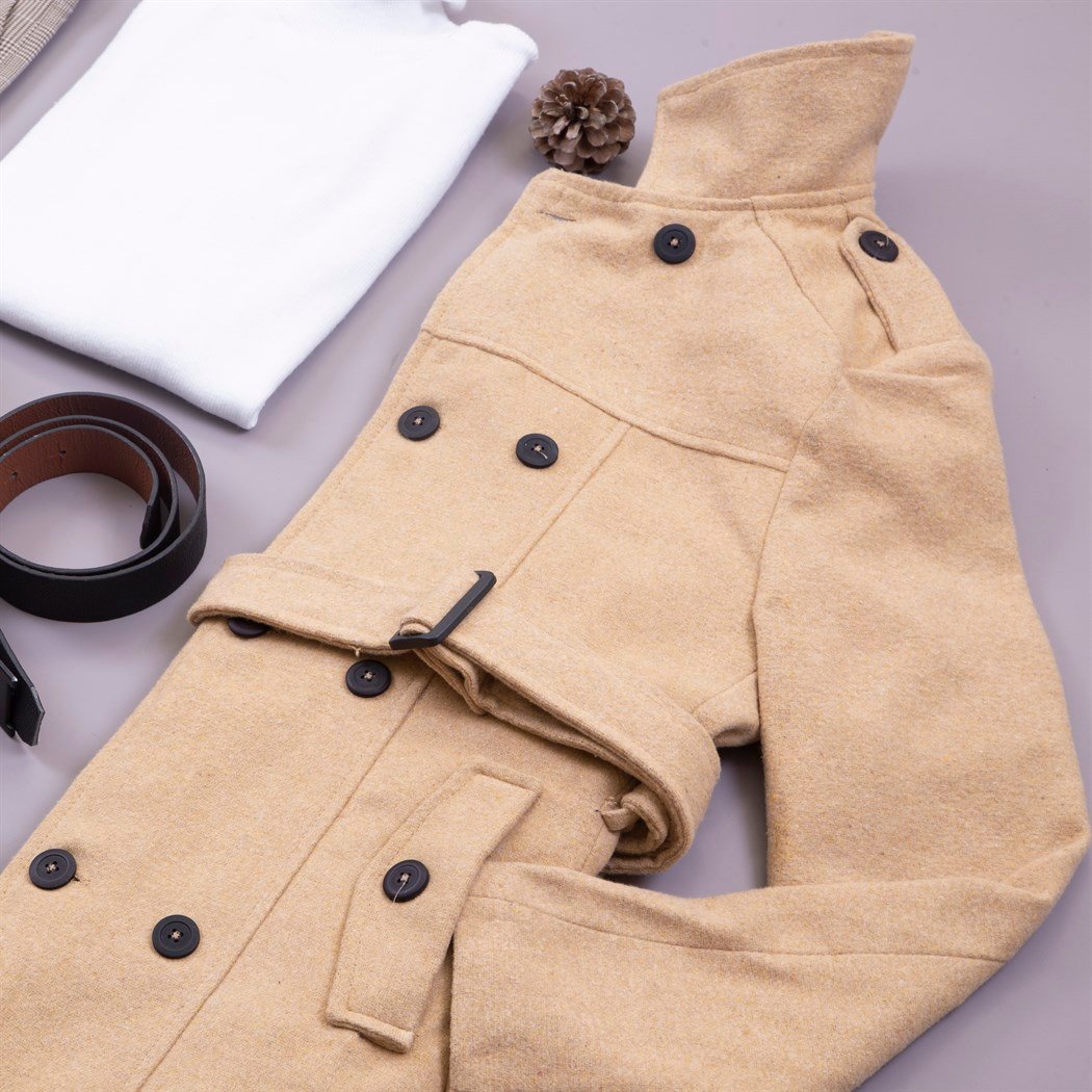 Hardal Kaşe Kaban Ekoseli Pantolon Boğazlı Kazak Bot Kombin