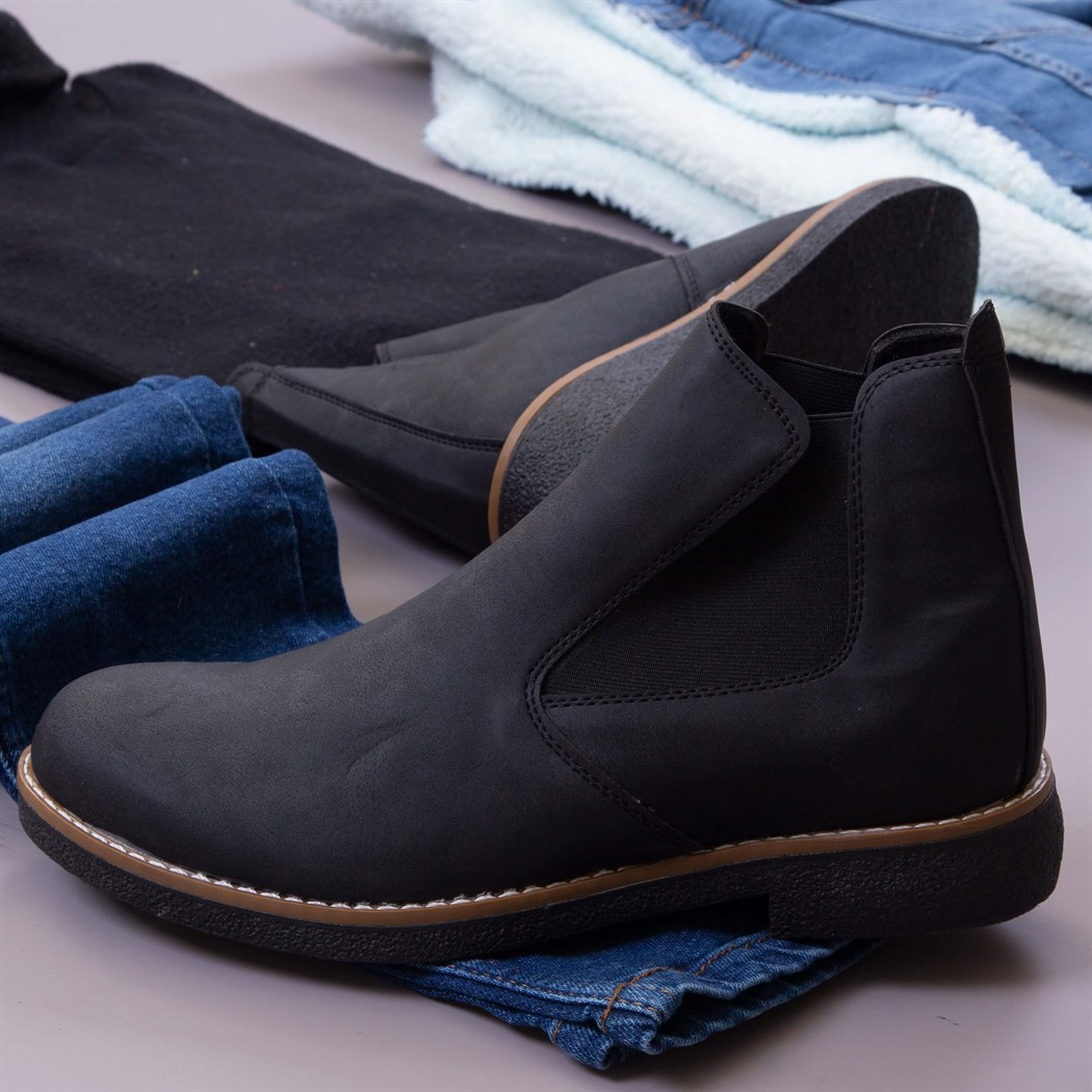 İçi Kürklü Kot Ceket Kazak Pantolon Bot Kombin