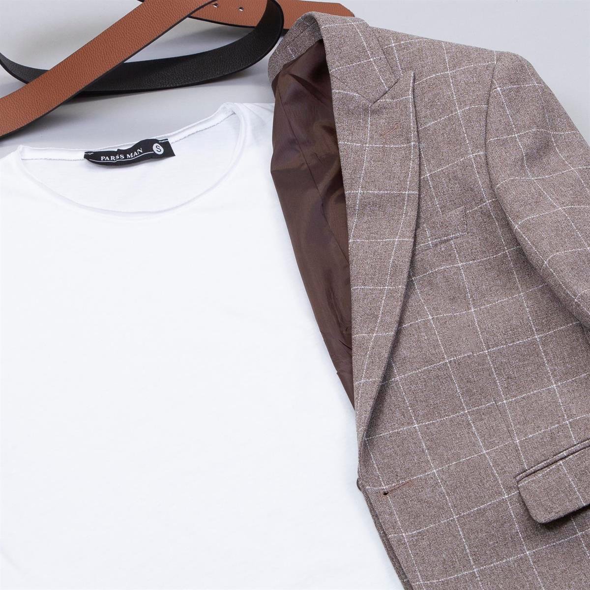 Kahve Ekoseli Blazer Ceket Tişört Pantolon Ayakkabı Kombin