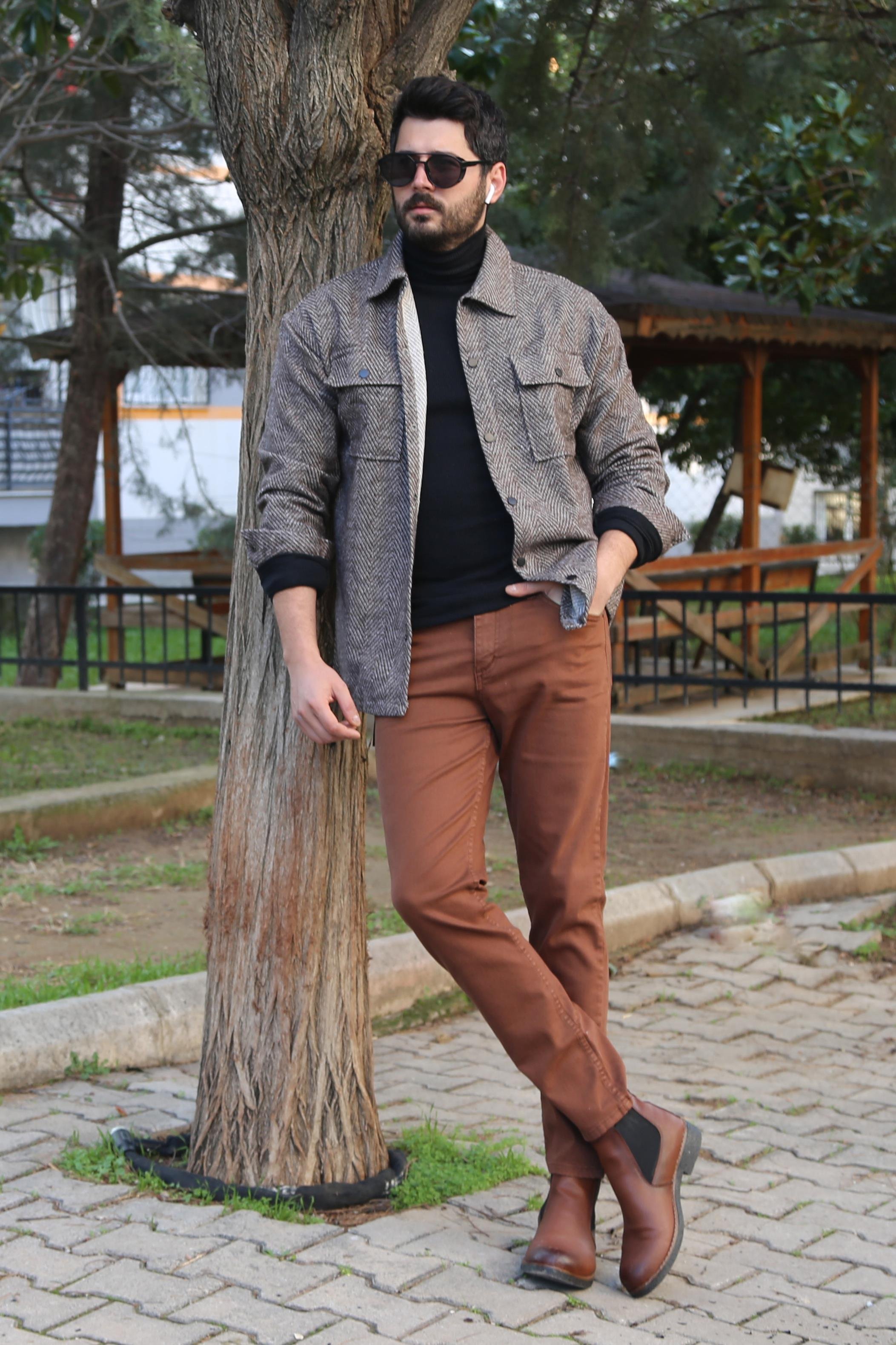 Kahve Gömlek Boğazlı Body Pantolon Bot Kombin