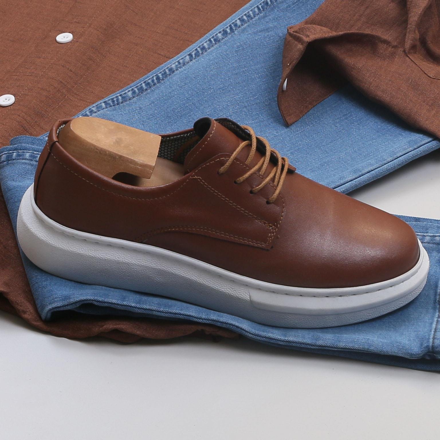 Kahve Gömlek Pantolon Ayakkabı Kombin