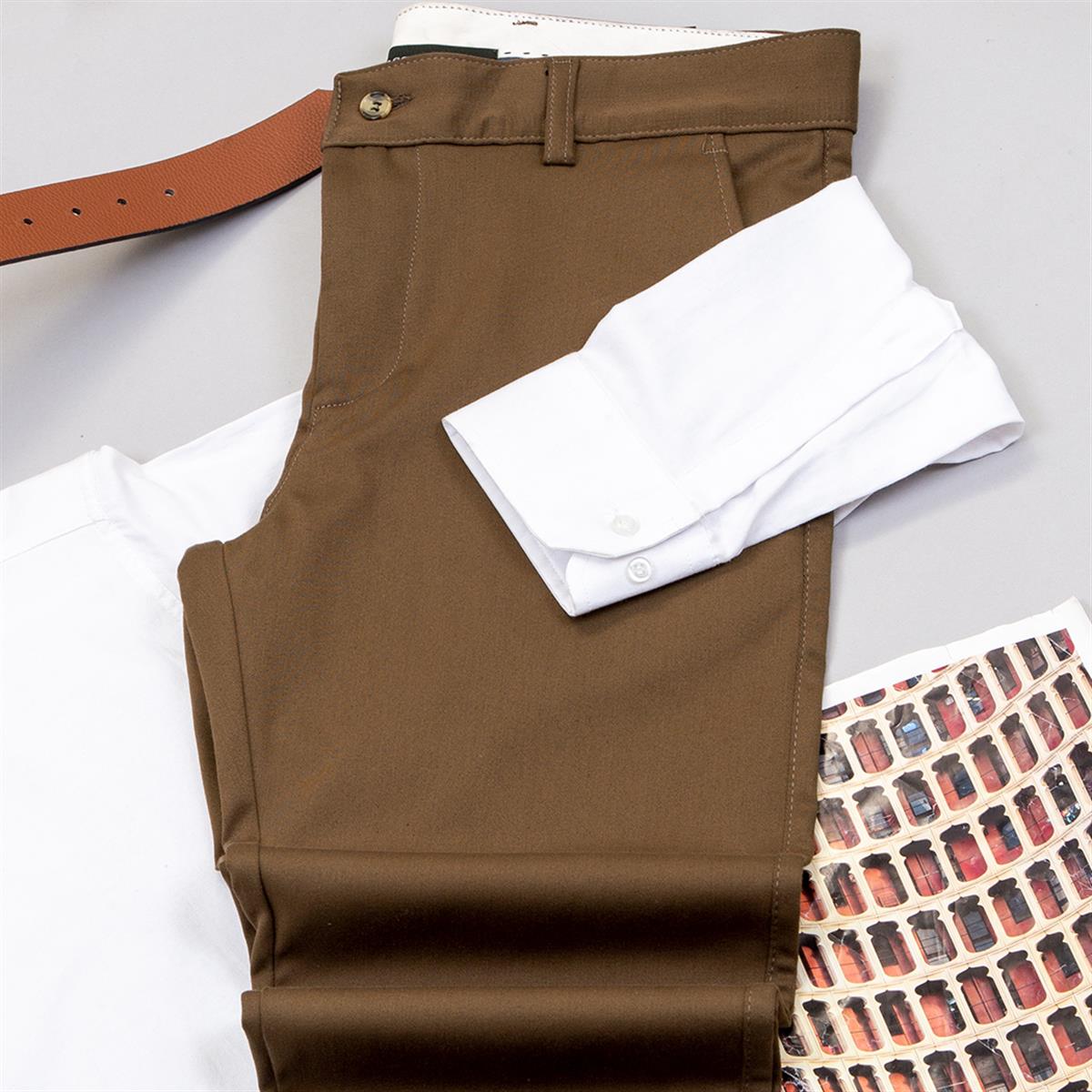 Kahve Pantolon Beyaz Gömlek Ayakkabı Kombin