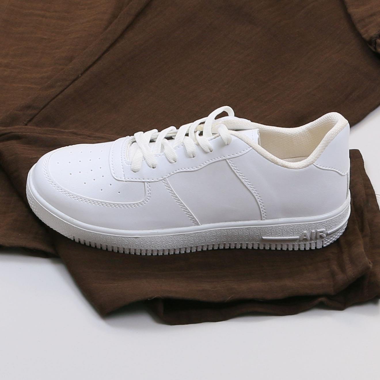 Kahve Spor Takım Ayakkabı Kombin