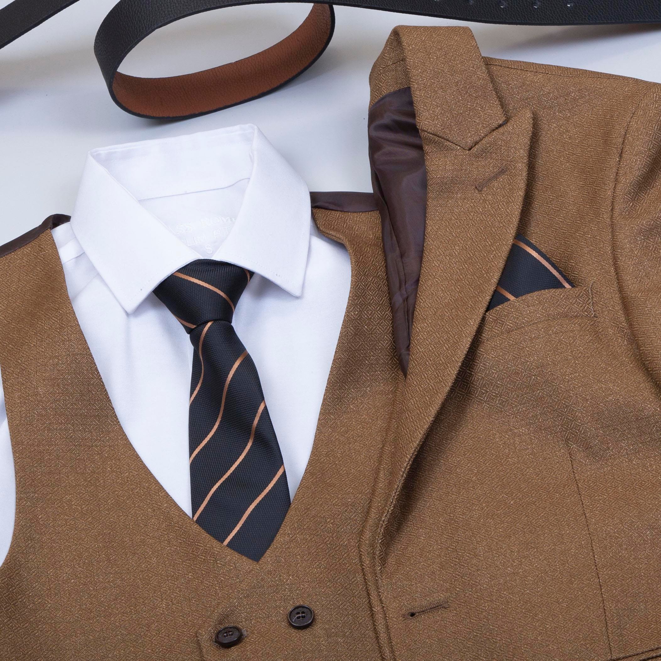 Kahve Takım Elbise Kombini