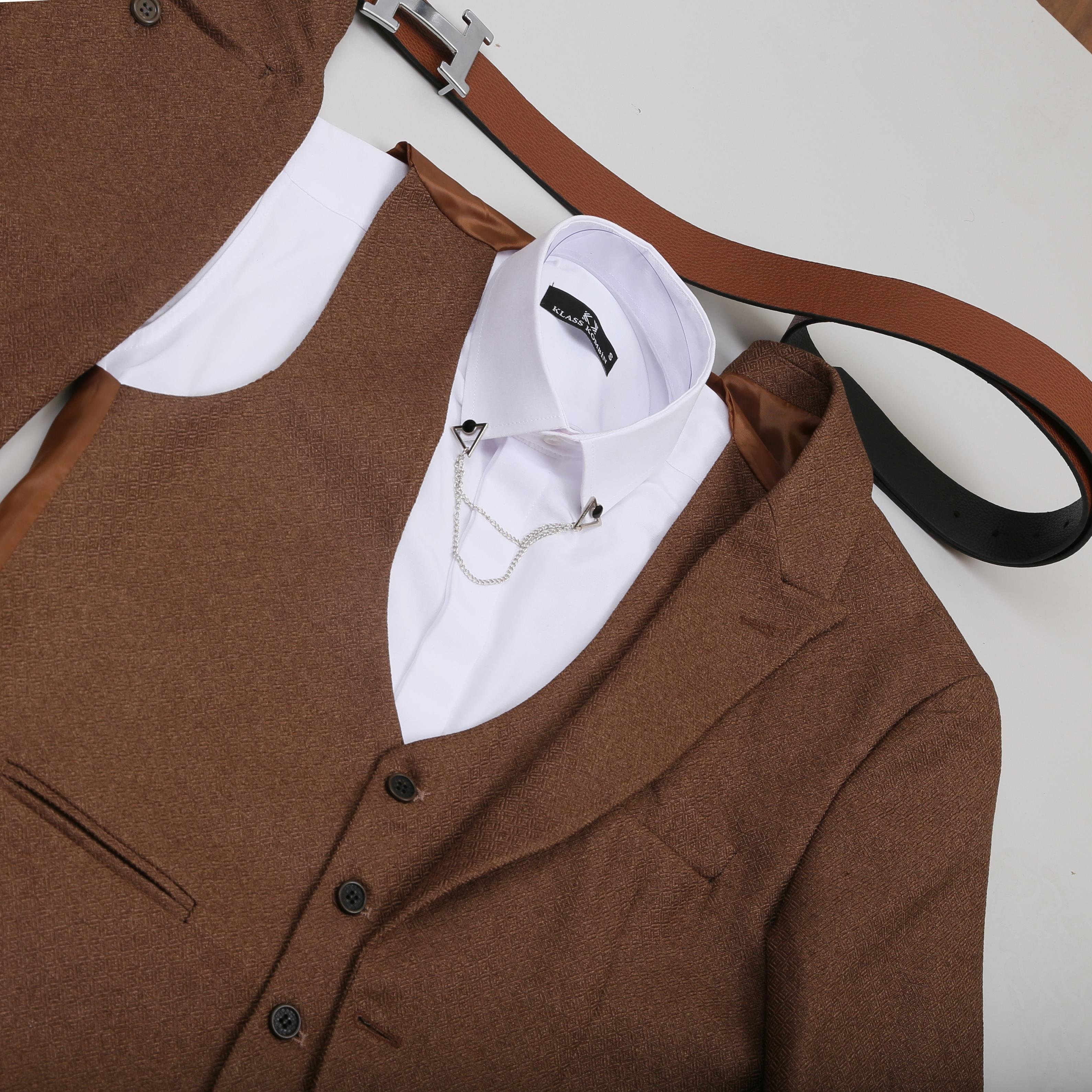 Kahve Takım Elbise Kombini