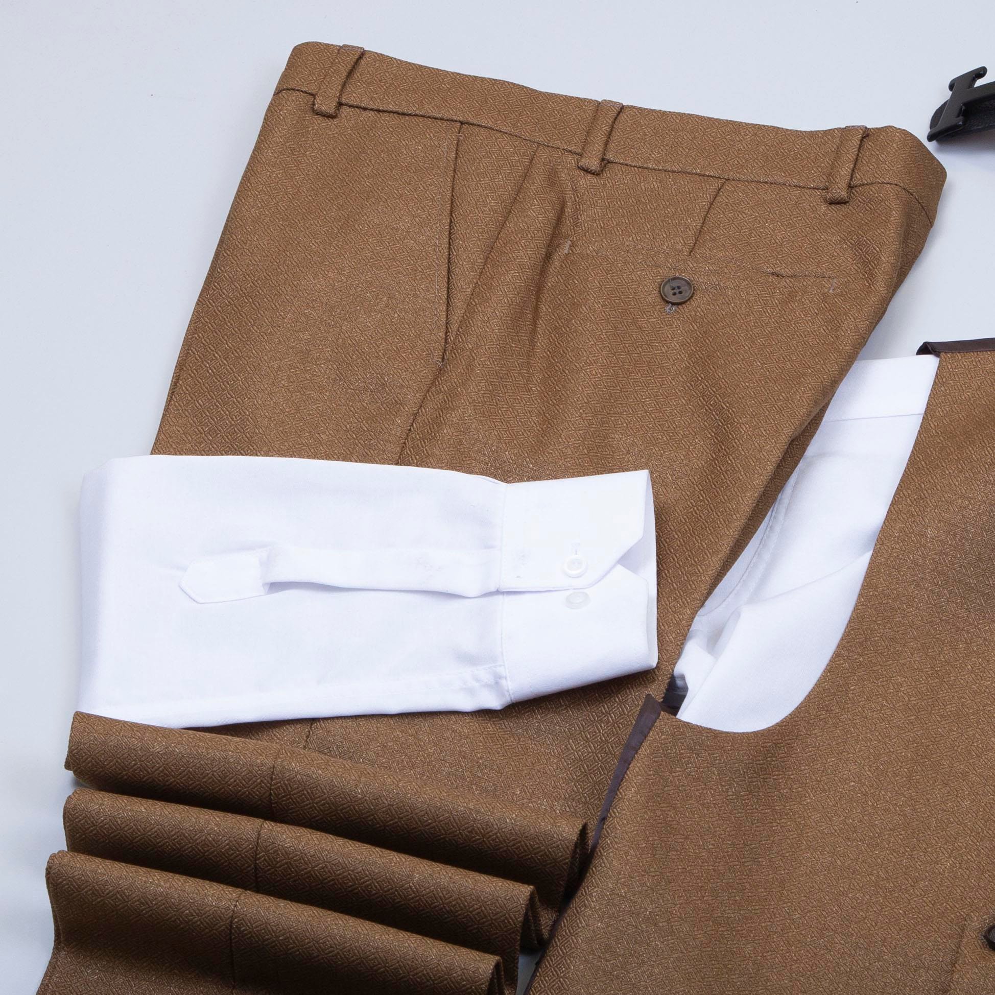 Kahve Takım Elbise Kombini