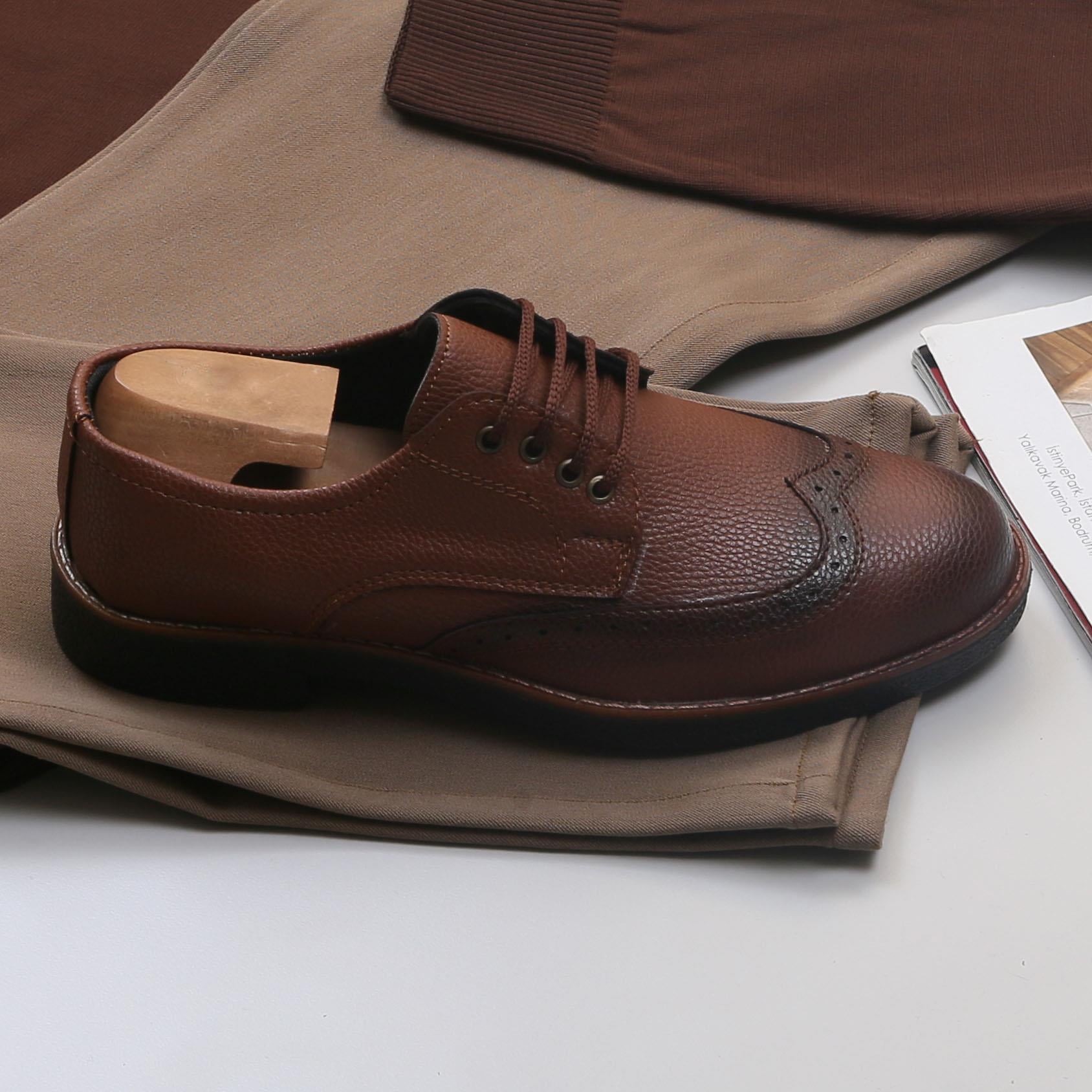 Kahve Triko Polo Yaka Pantolon Ayakkabı Kombin