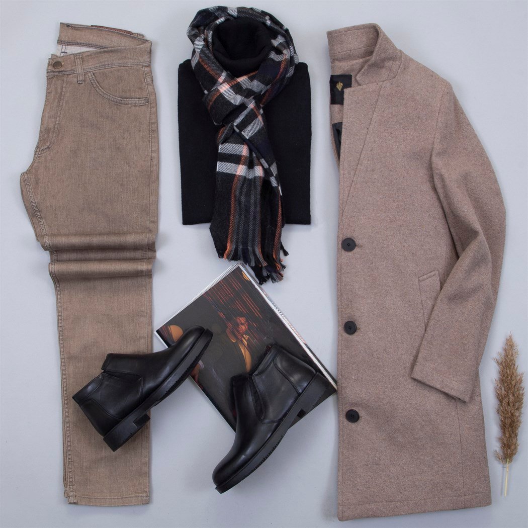 Kahve Uzun Kaşe Kaban Boğazlı Kazak Atkı Pantolon Bot Kombin