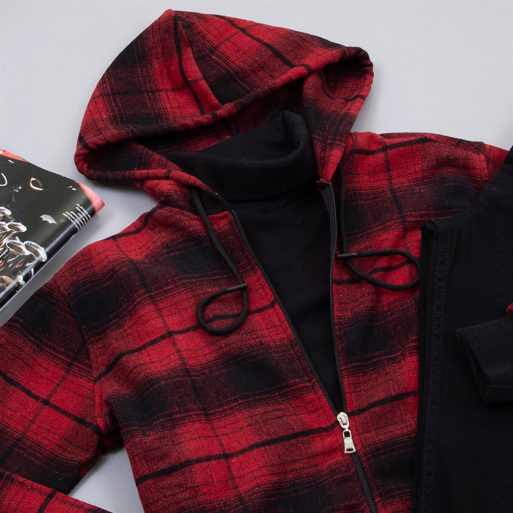 Kapşonlu Ekose Oduncu Gömlek Tişört Pantolon Ayakkabı Kombin