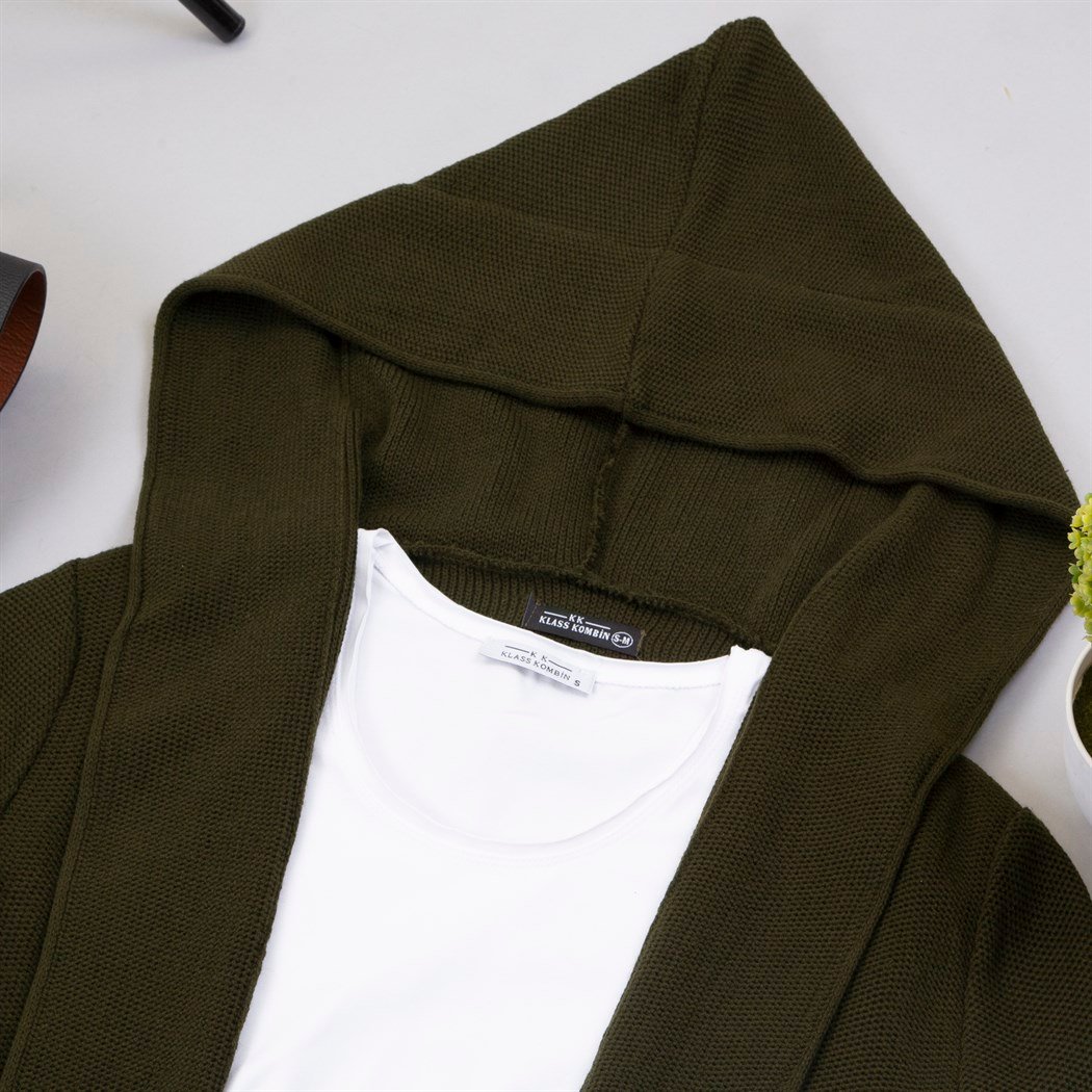 Kapşonlu Haki Hırka Tişört Pantolon Ayakkabı Kombin