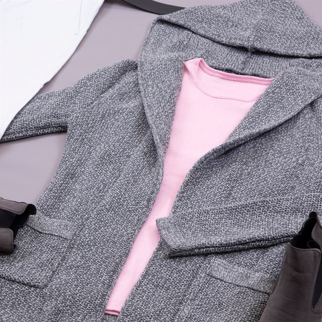 Kapşonlu Hırka Kazak Pantolon Bot Kombin