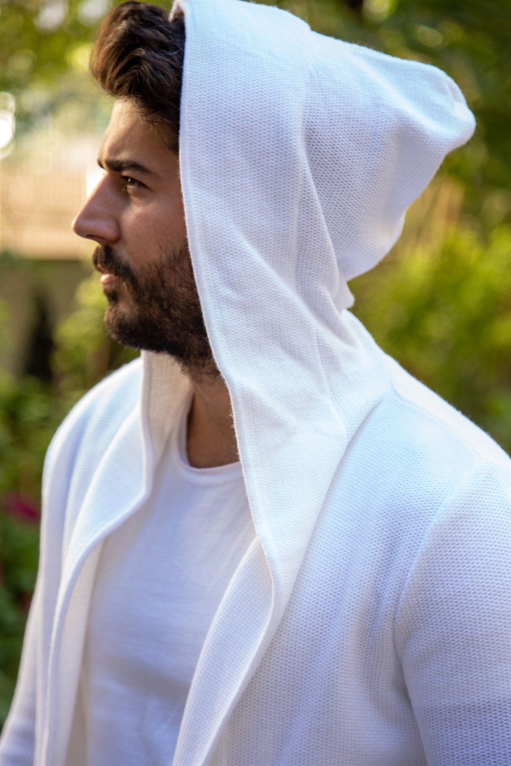 Kapşonlu ince beyaz örme hırka