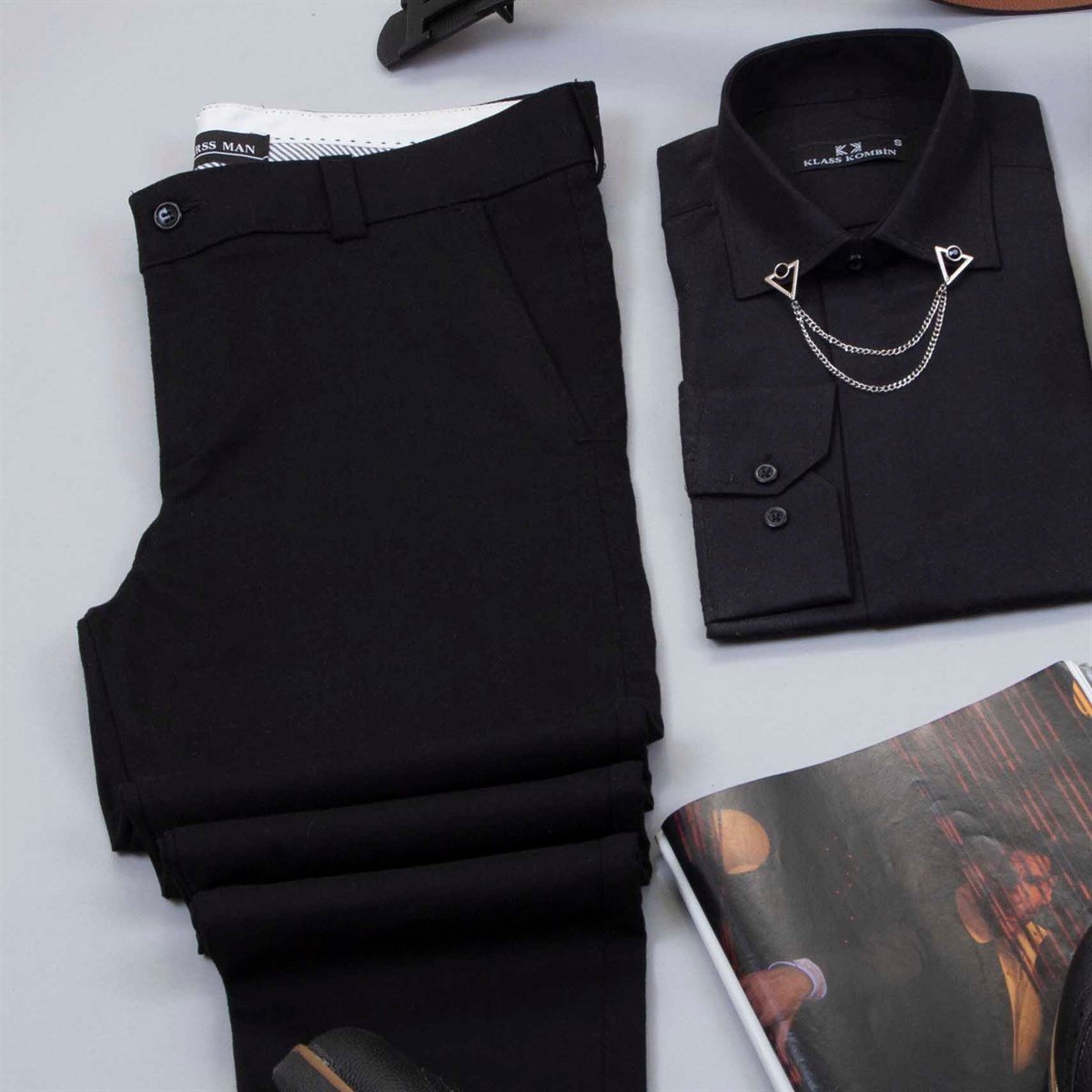 Kemerli Kaşe Kaban Gömlek Pantolon Ayakkabı Kombin